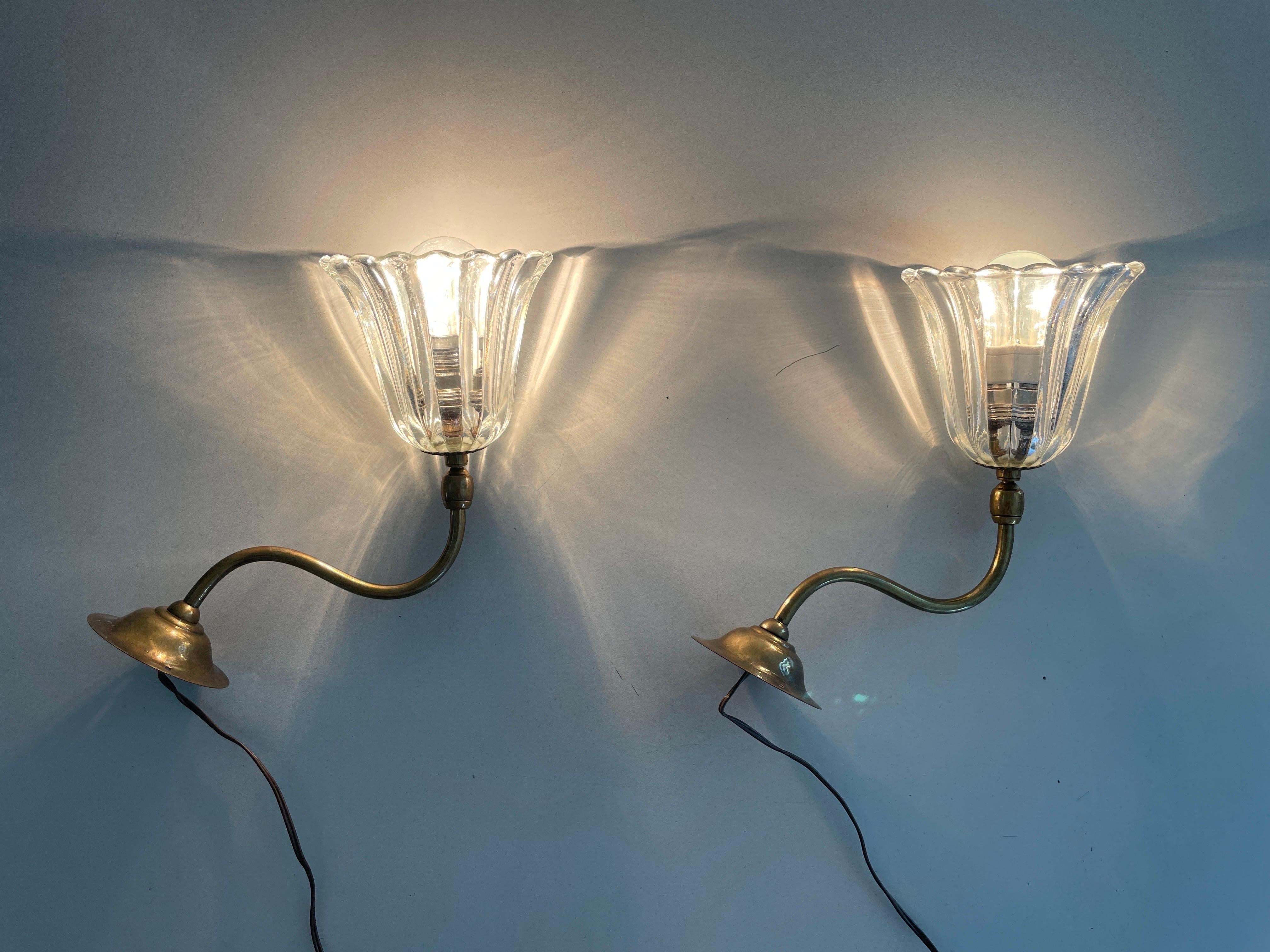 Mid-century Glass and Brass Pair of Sconces by Barovier & Toso, 1950s, Italy For Sale 7