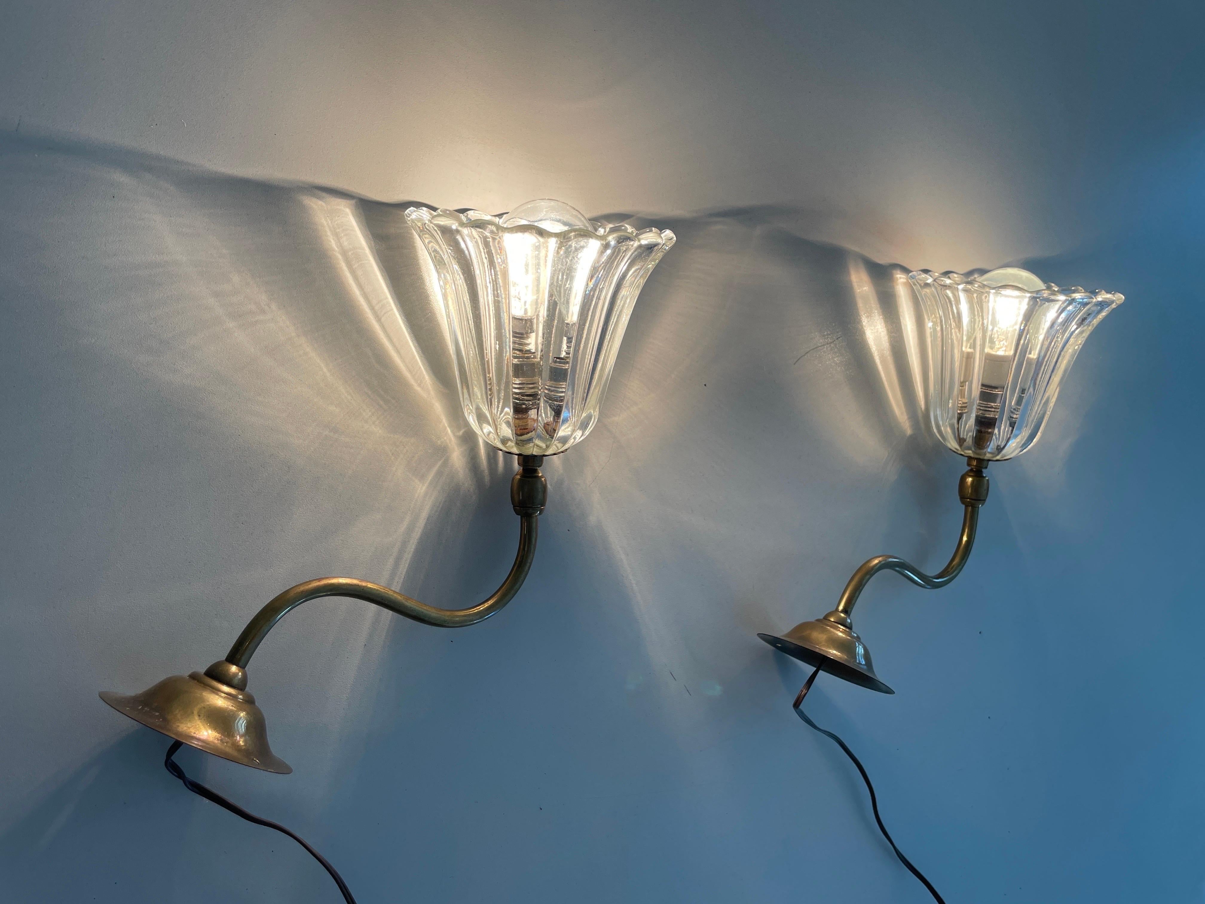 Mid-century Glass and Brass Pair of Sconces by Barovier & Toso, 1950s, Italy For Sale 8