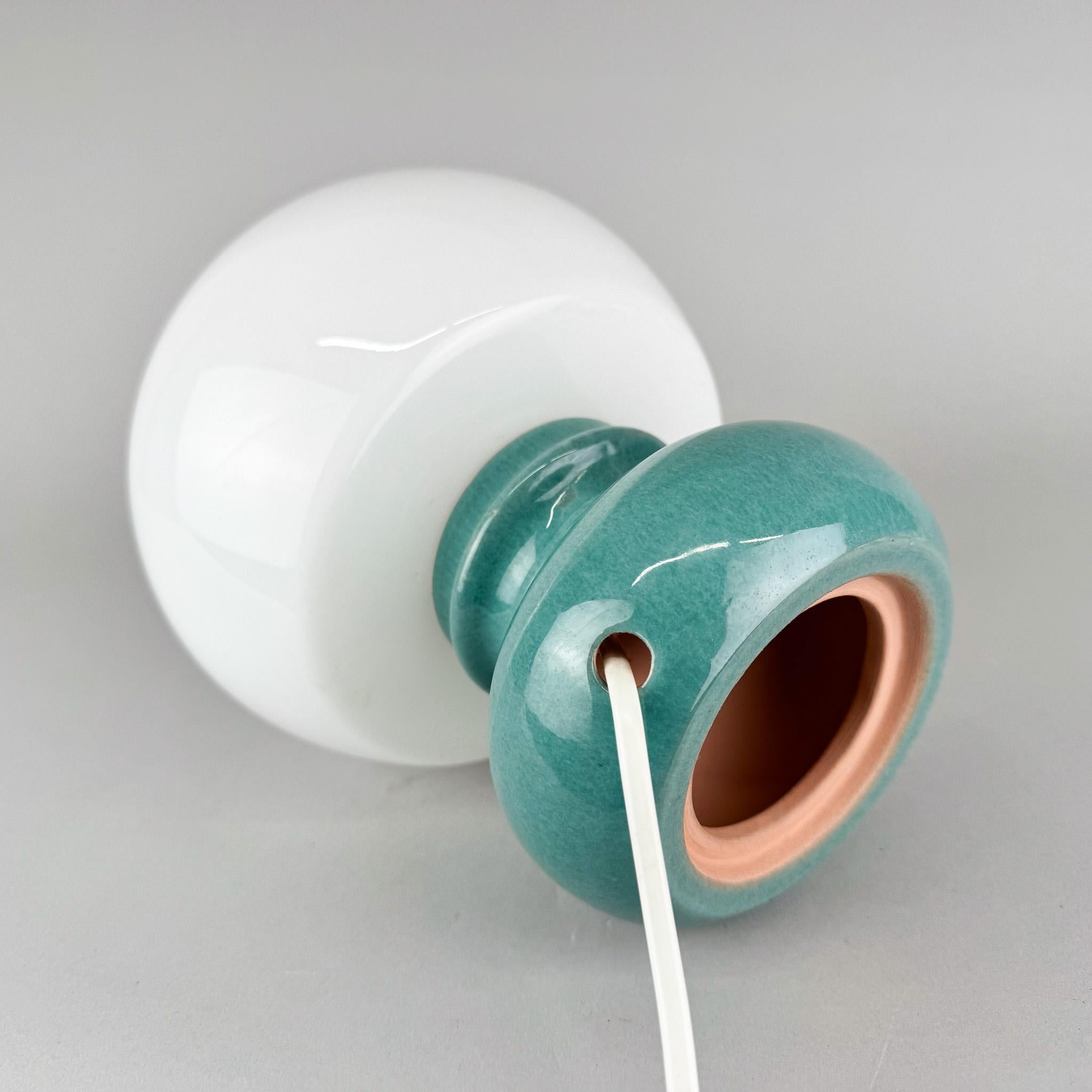Céramique Lampe de table en verre et céramique du milieu du siècle, années 1960 en vente