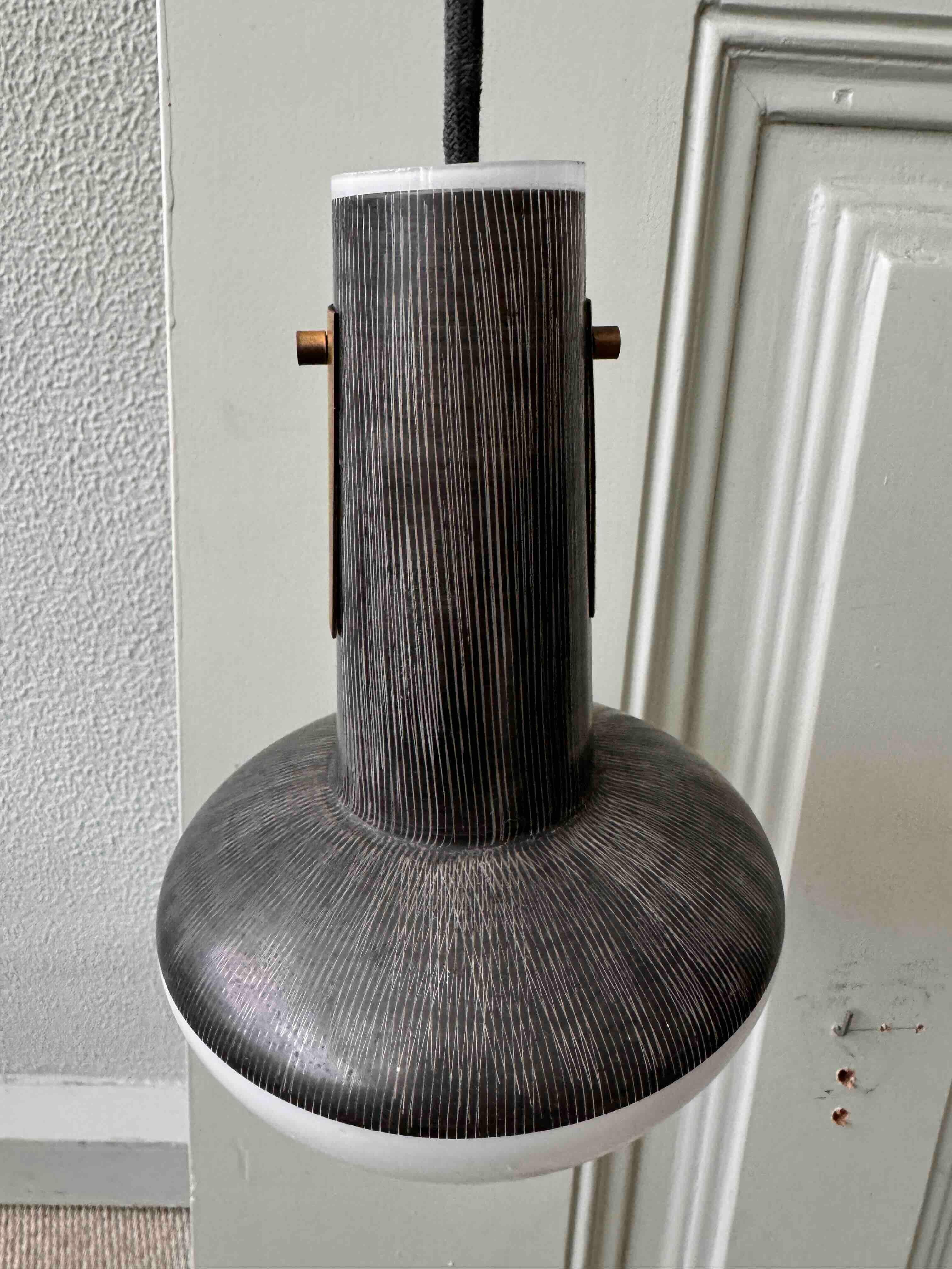 Lámpara de cristal y madera de mediados de siglo, años 50 en Bueno estado para la venta en Lisboa, PT