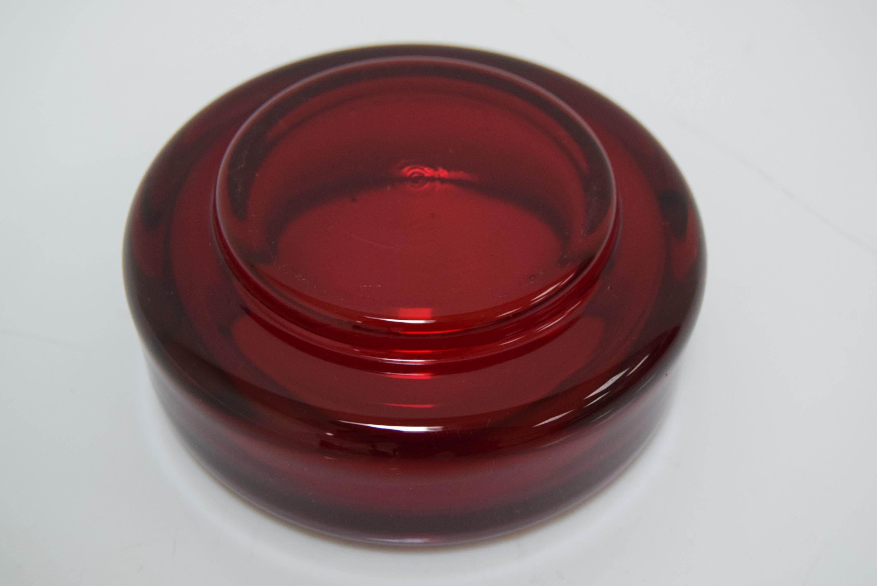 Midcentury Glass Ashtray by Glasswork Novy Bor, 1960s For Sale 1
