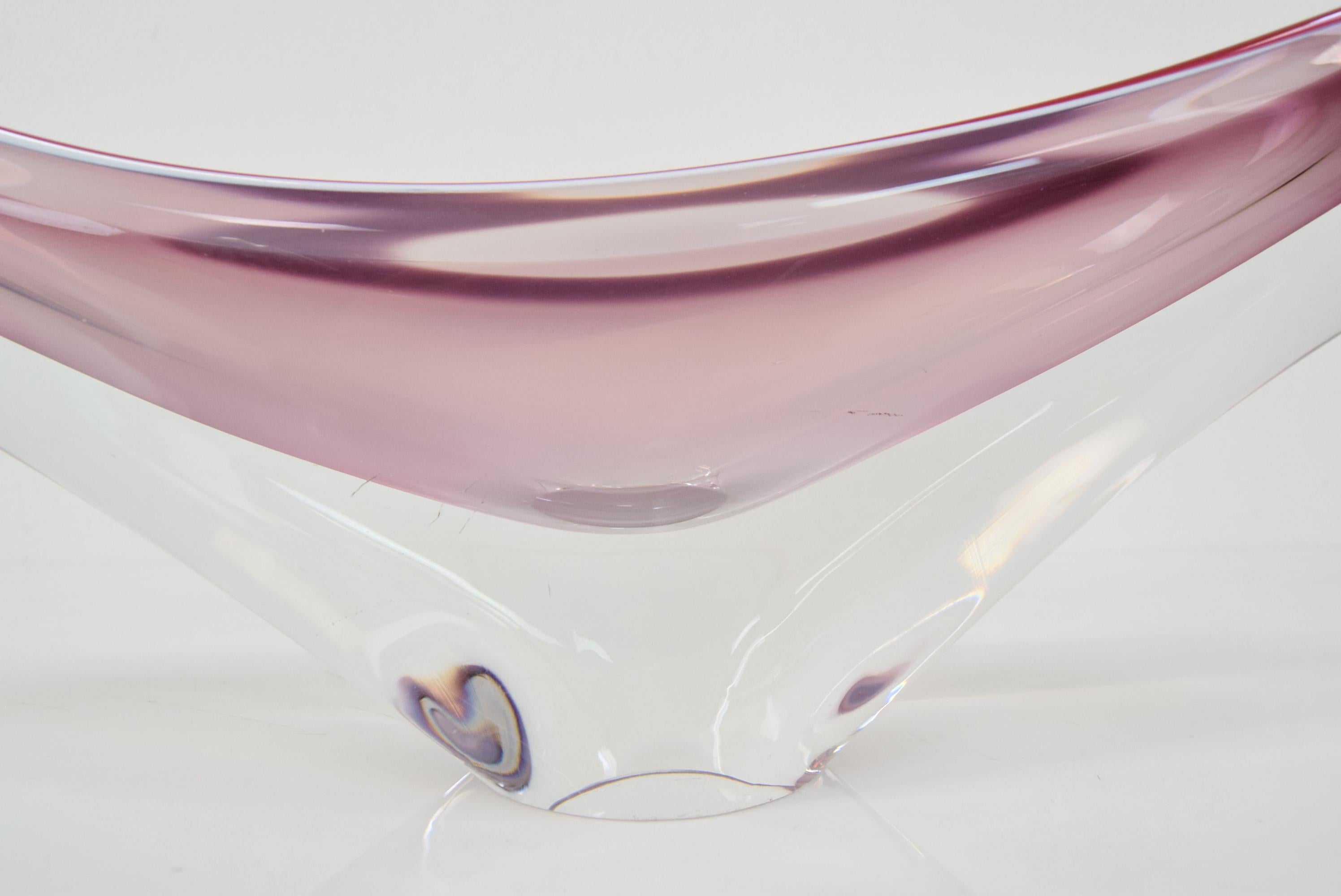 Art Glass Mid-Century Glass Bowl, Designed Josef Hospodka for Chribska, 1960's For Sale