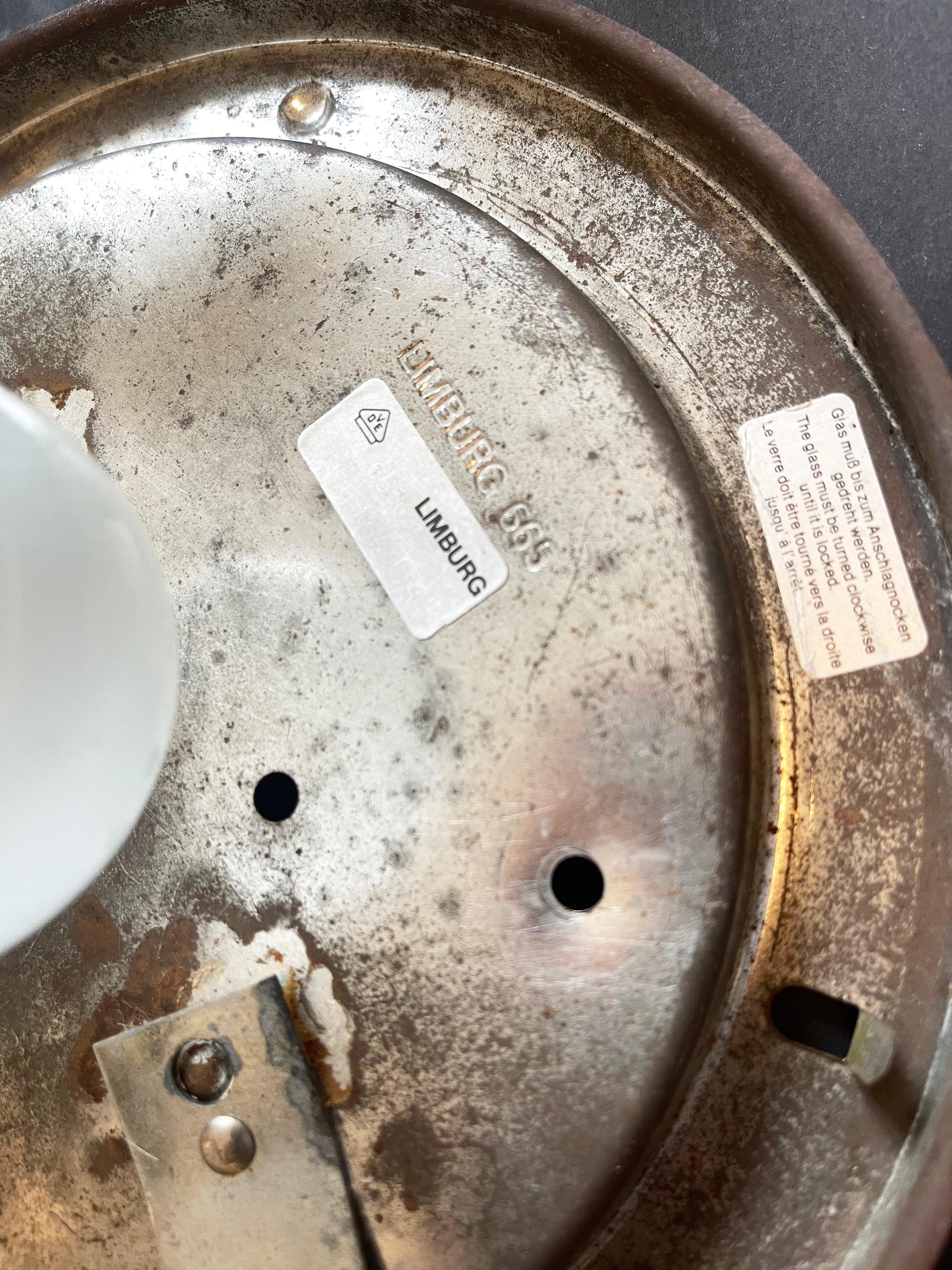 Lampada da incasso in vetro a bolle bianche di metà secolo Helena Tynell Glashütte Limburg in vendita 2
