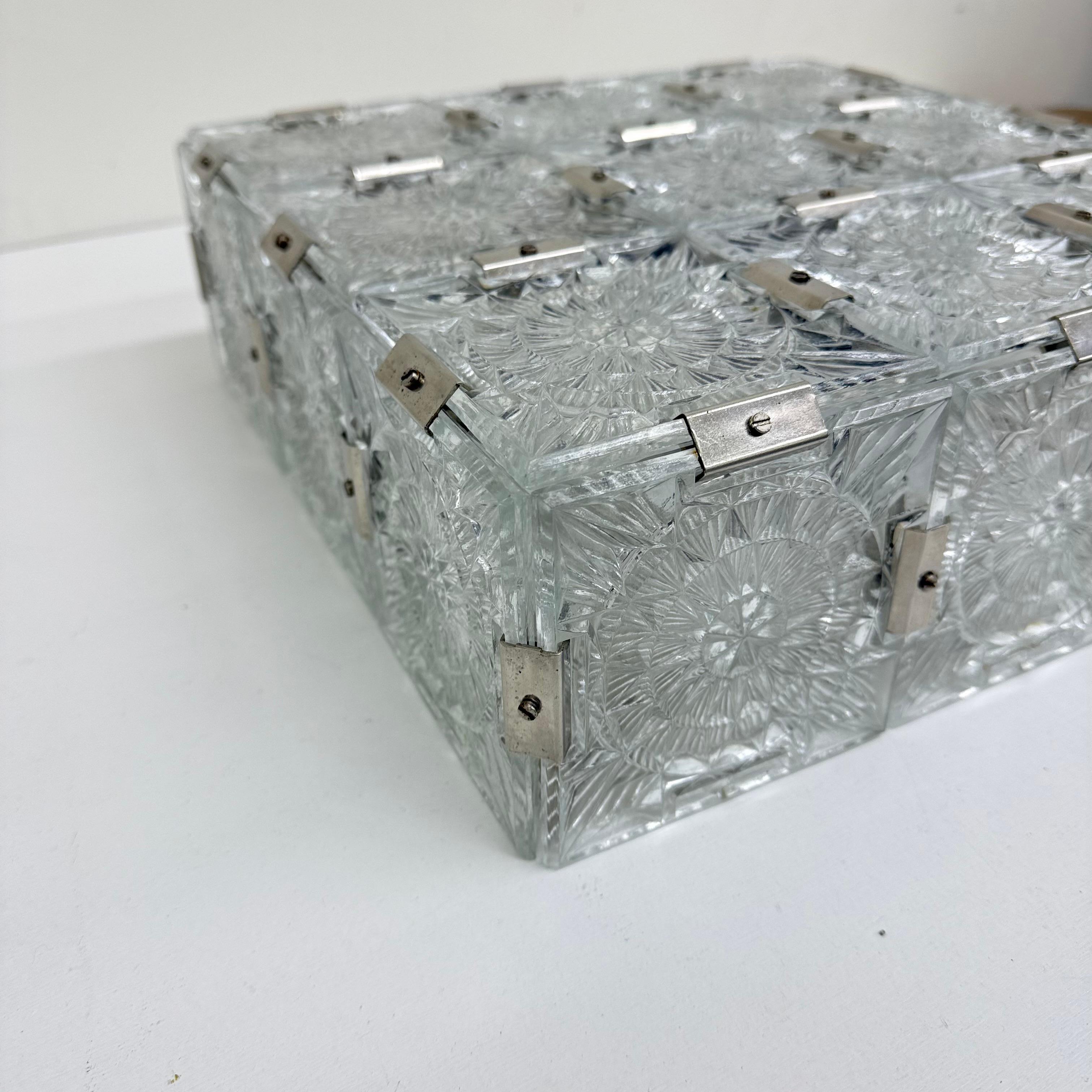 Lámpara de techo de cristal de mediados de siglo de Kamenicky Senov , década de 1970 en venta 3