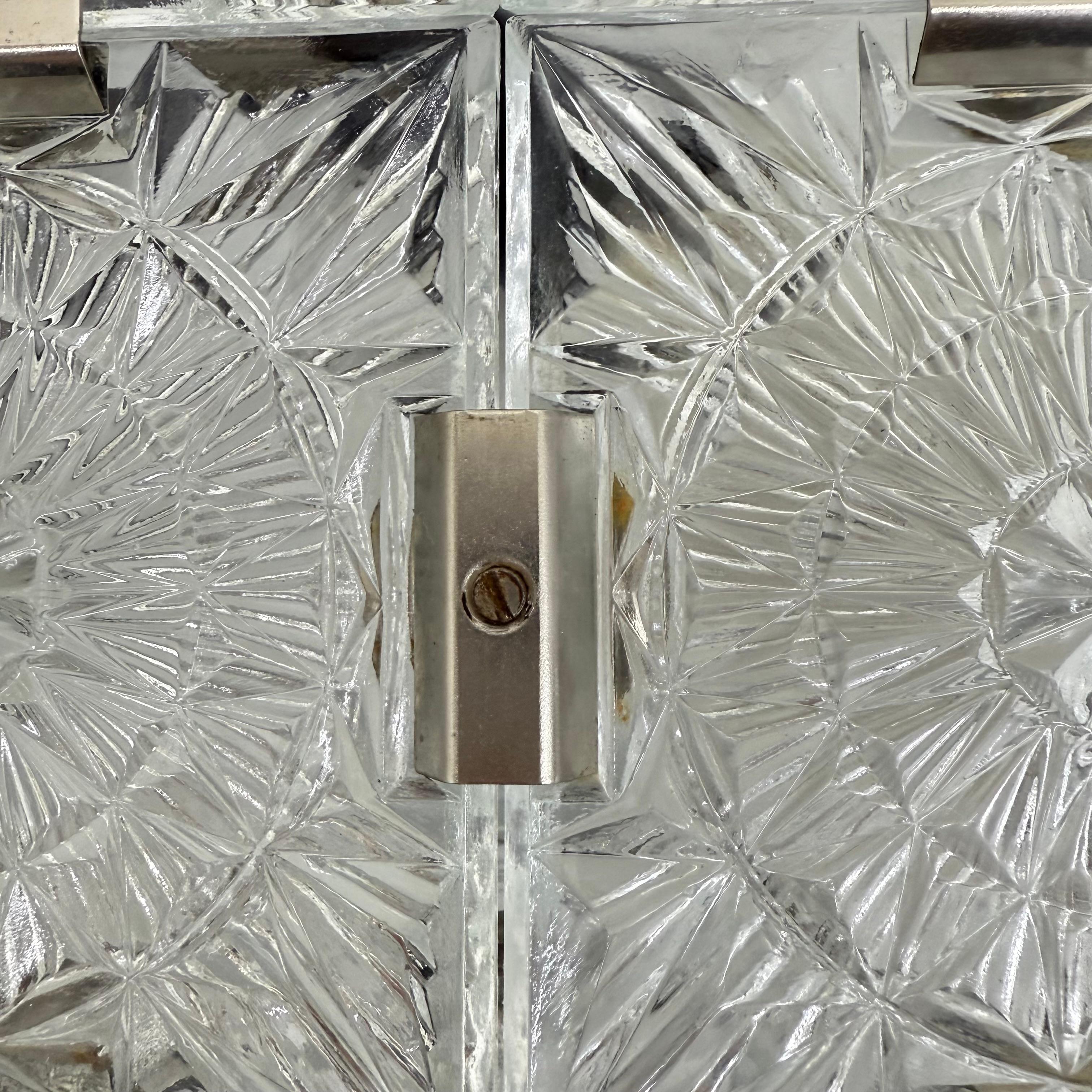 Lámpara de techo de cristal de mediados de siglo de Kamenicky Senov , década de 1970 Moderno de mediados de siglo en venta