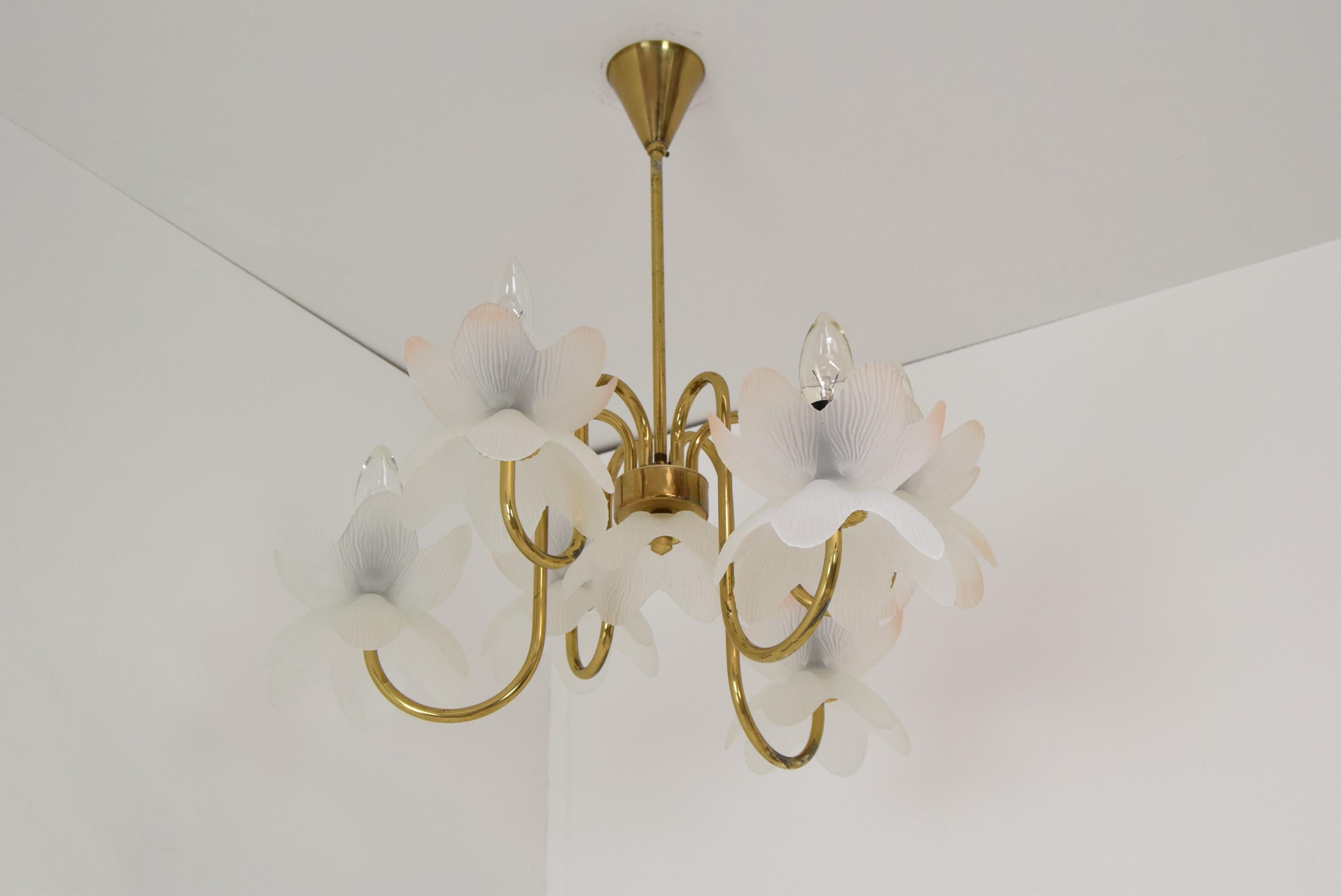 Mid-Century Glass Chandelier, 1970's For Sale 4