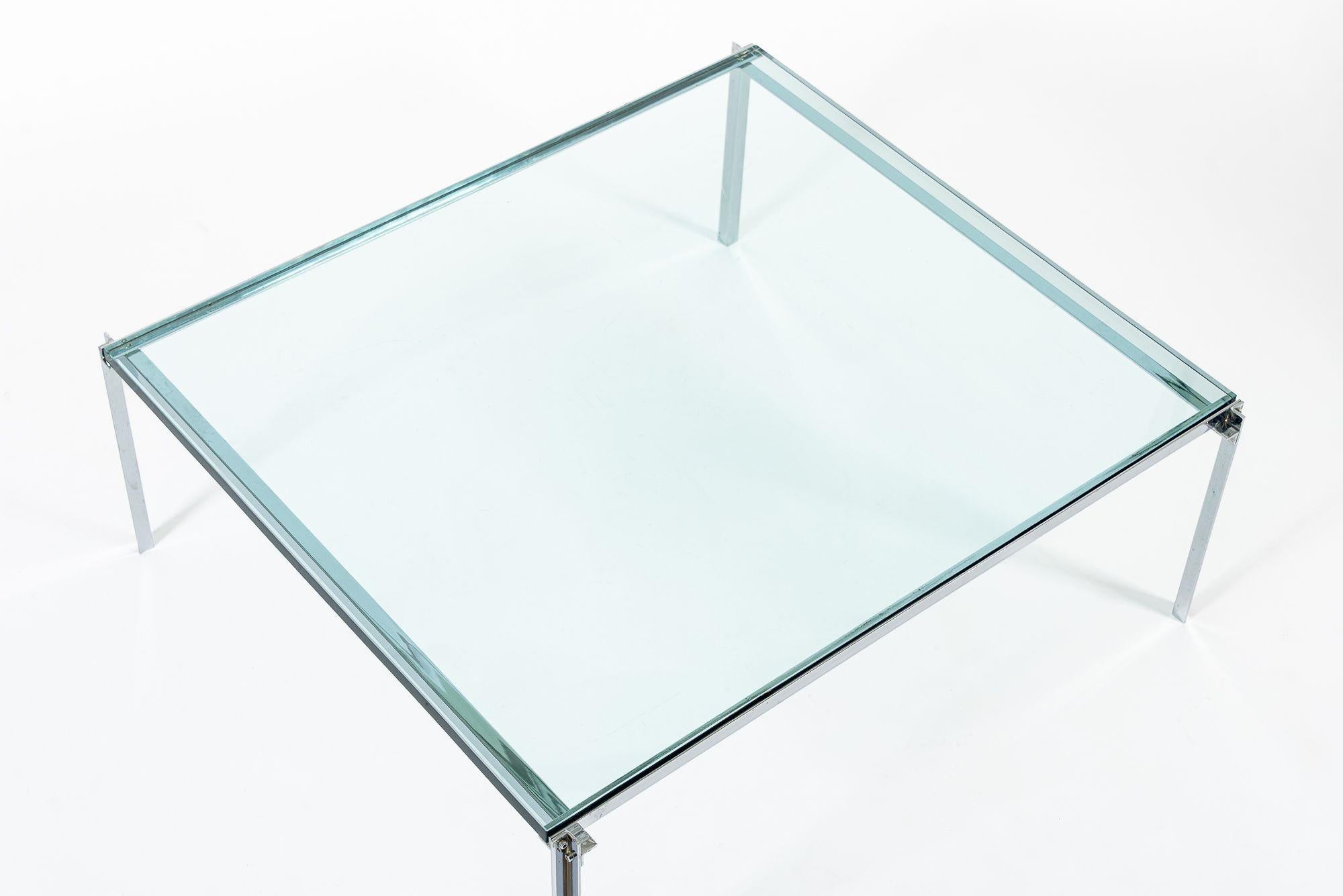 20ième siècle Table basse en verre et chrome du milieu du siècle par Katavalos pour Laverne Originals en vente