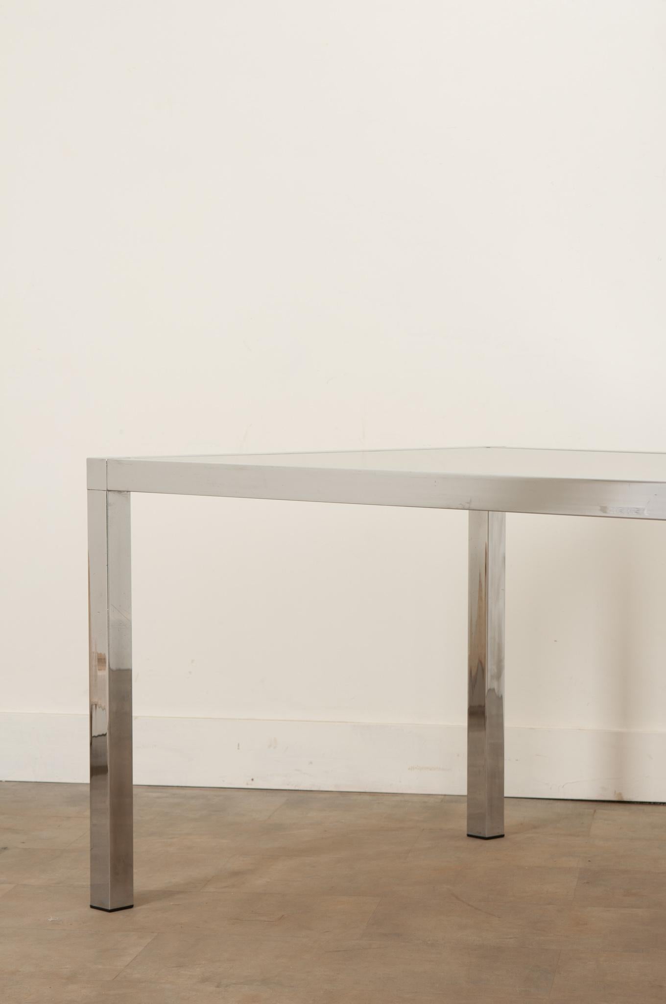 20ième siècle Table de salle à manger en verre et chrome en vente