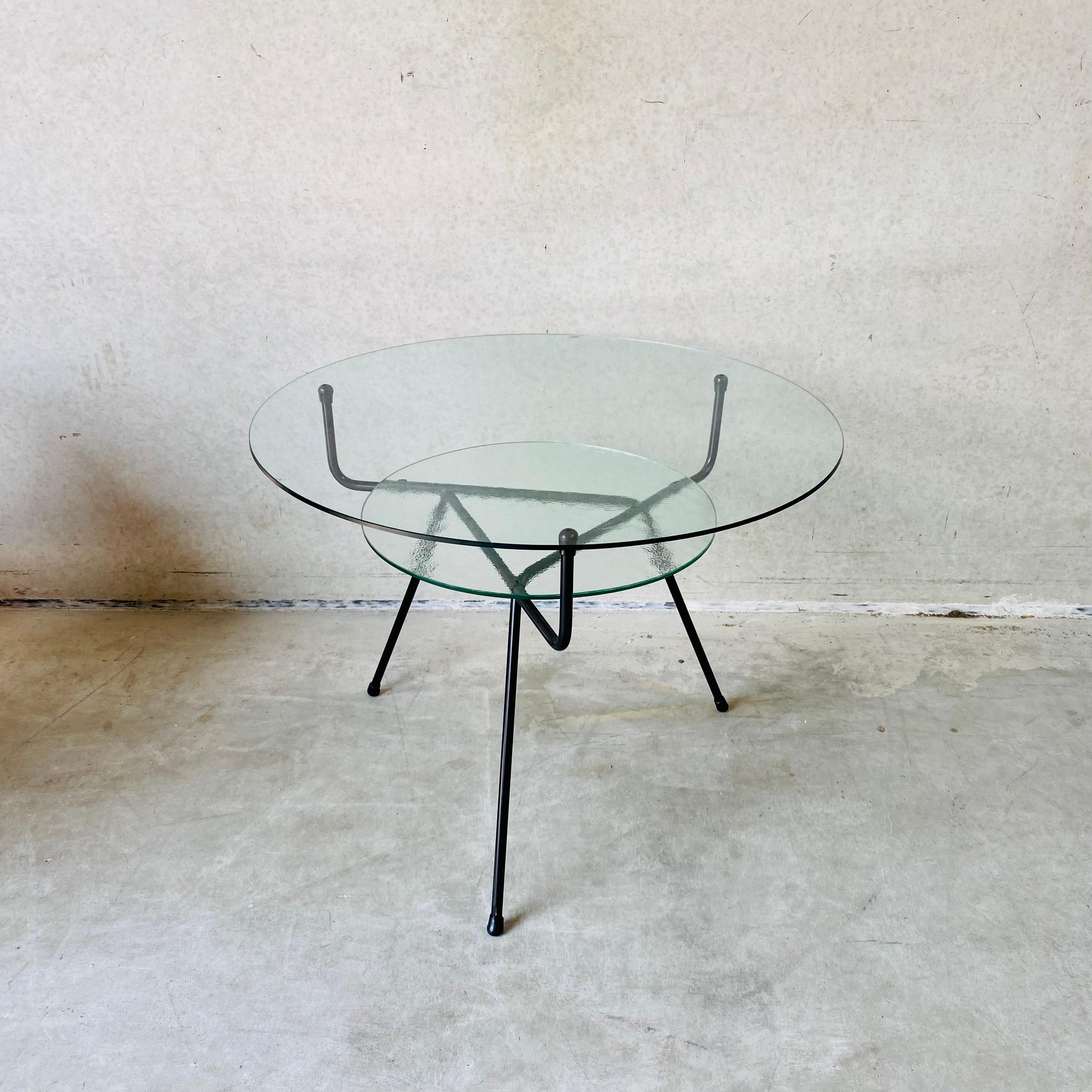 Mid-century Glass Coffee Table By W.H. Gispen For KEMBO, Dutch Design 1950 In Good Condition For Sale In DE MEERN, NL