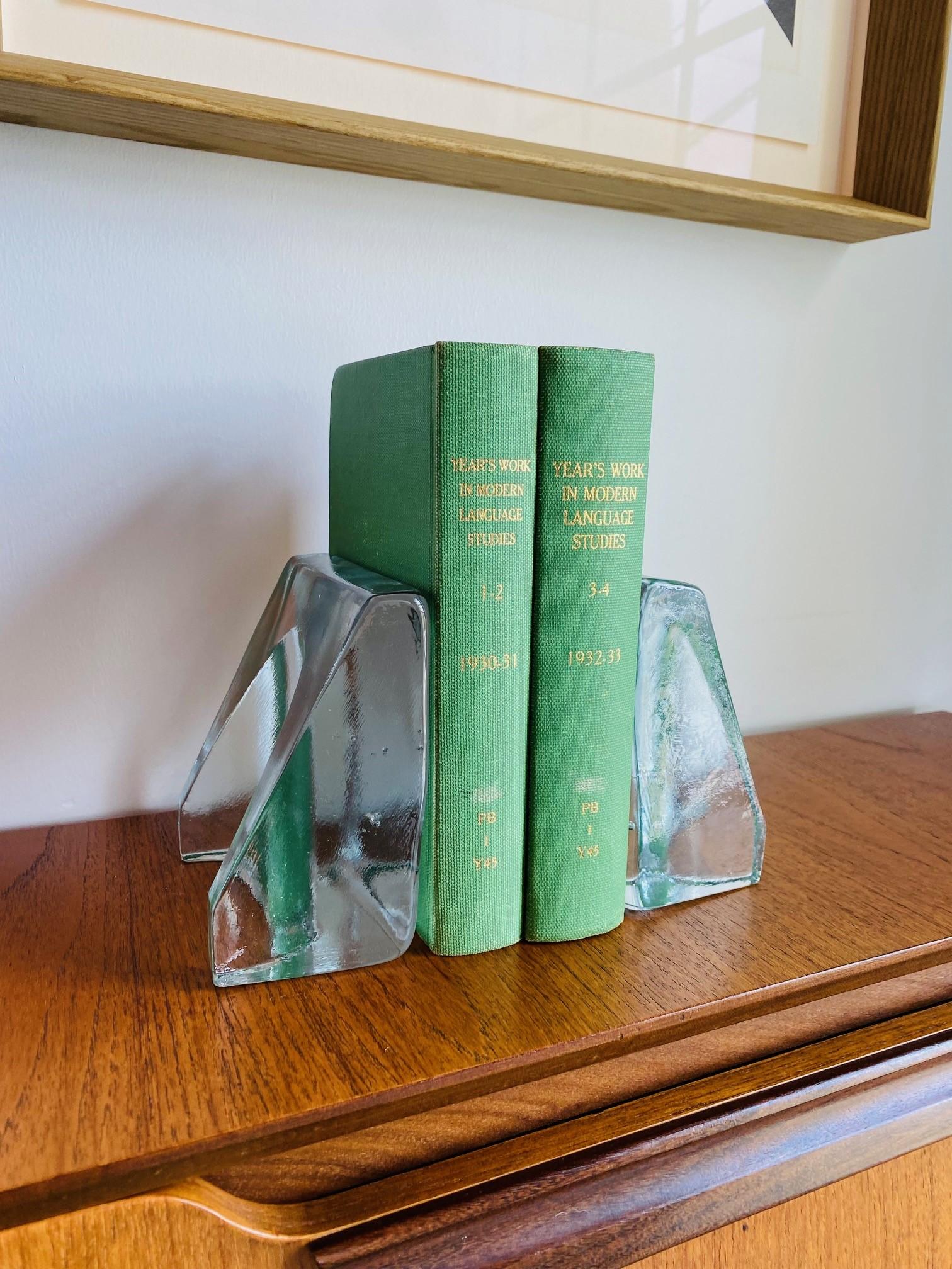 Mid-Century Modern Serre-livres en verre cristallin du milieu du siècle par Blenko en vente
