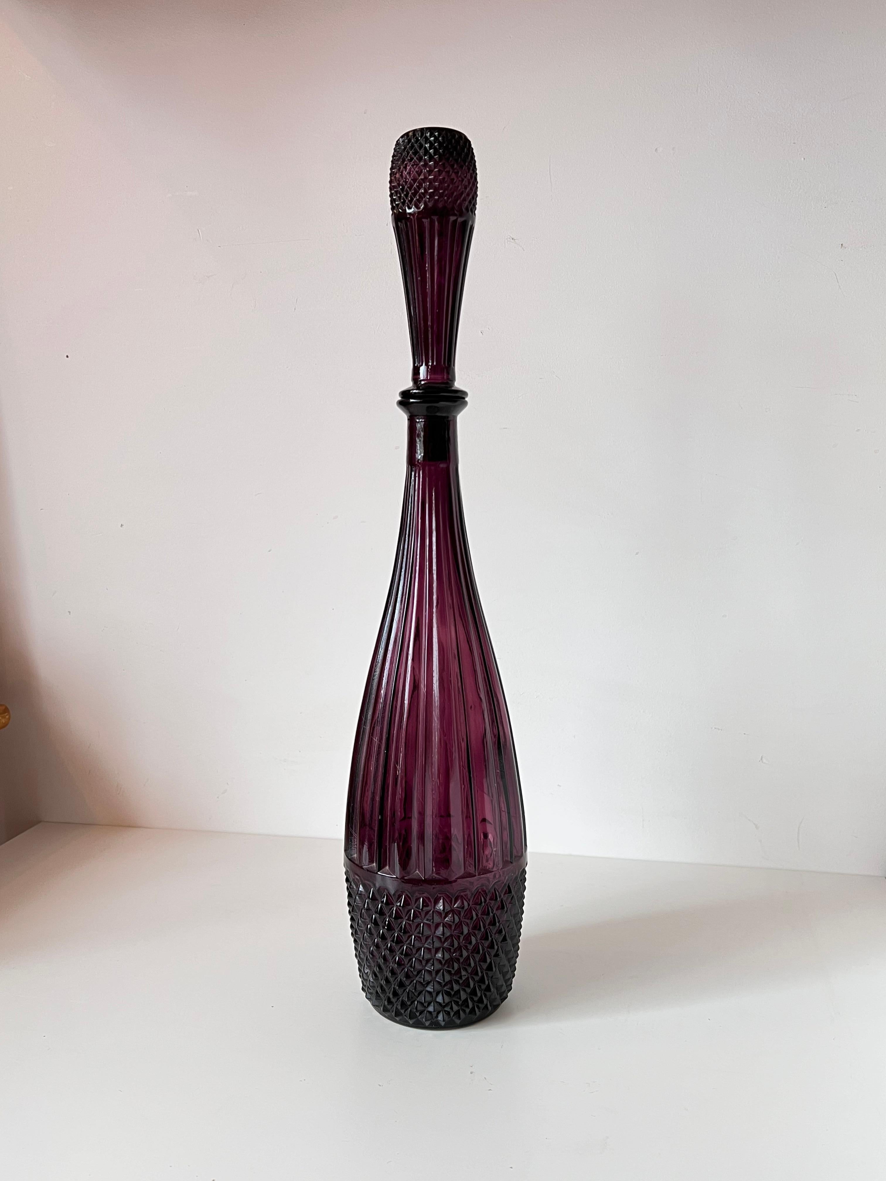 Mid-century Glass decanter / genie bottle with stopper, Empoli, Italy 1