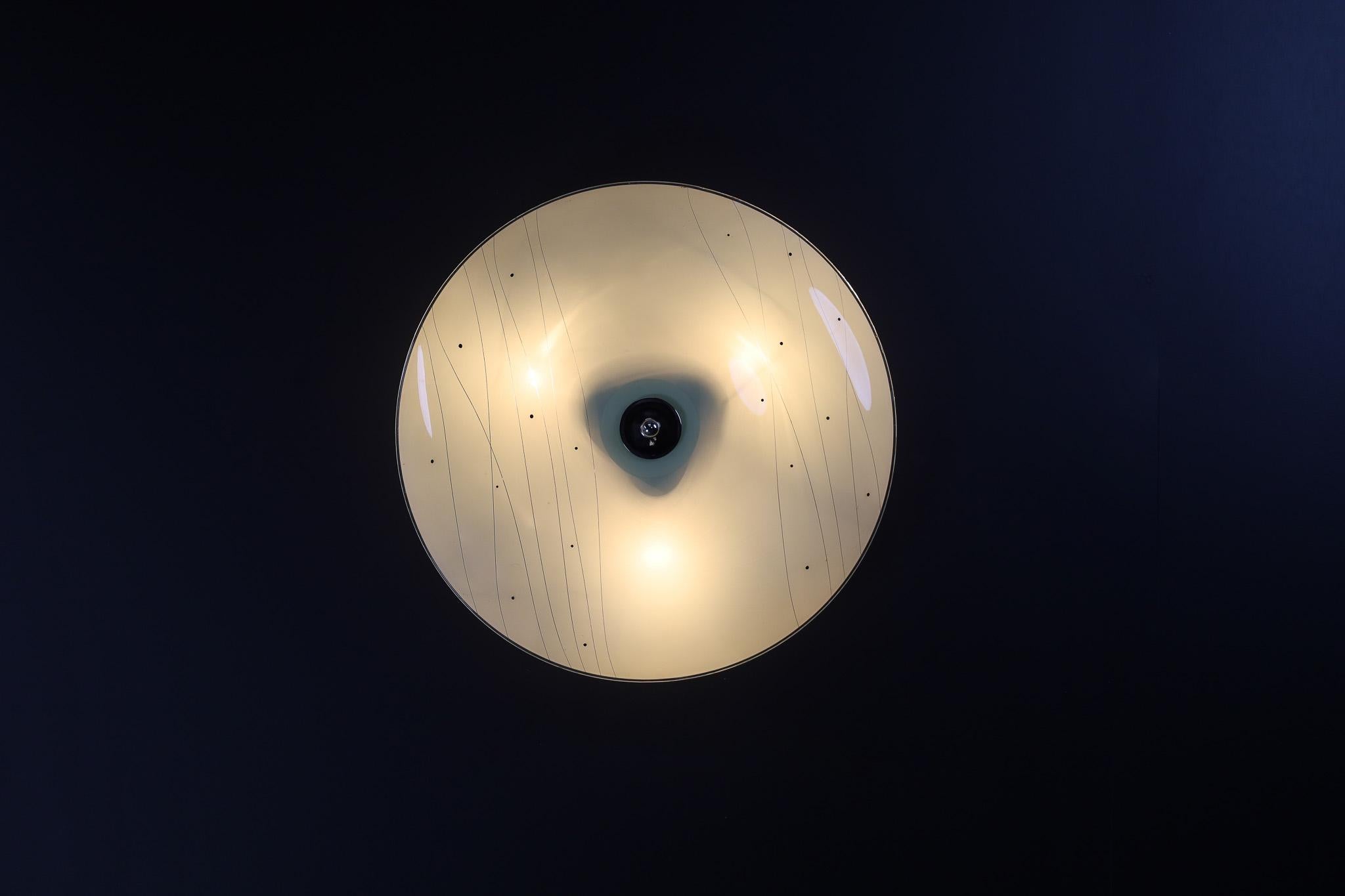 Mid-Century Glass Hanging Pendant or Wall Light Brussels World Expo 1958 (no14) In Good Condition For Sale In Almelo, NL