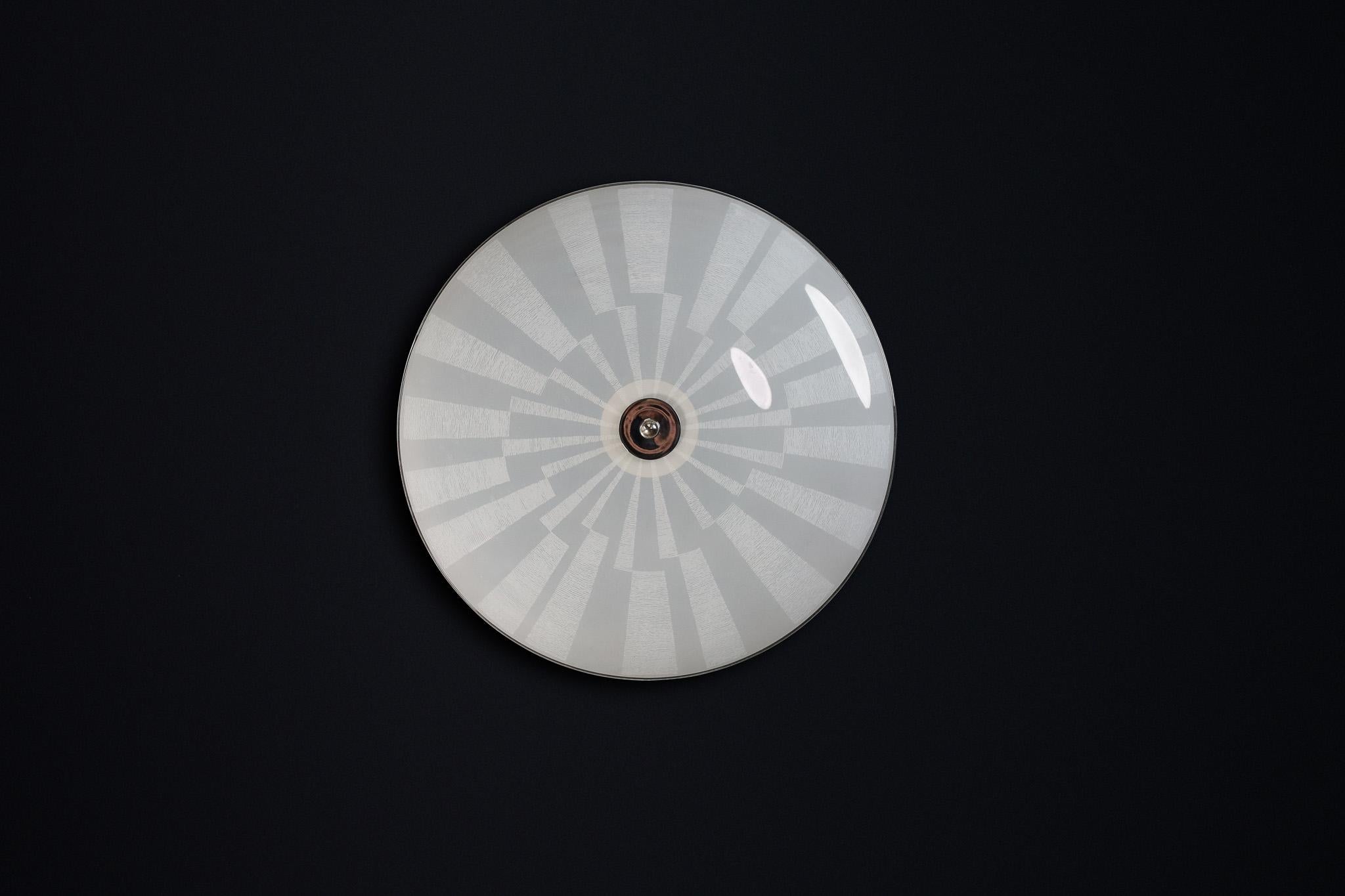 Mid-Century Glass Hanging Pendant Lamp or Wall Light Brussels World Expo 1958 (no:16)

This lighting is a stunning example of mid-century design and graphics, showcased at the Czechoslovakia Pavilion during the Brussels World Fair 1958. The