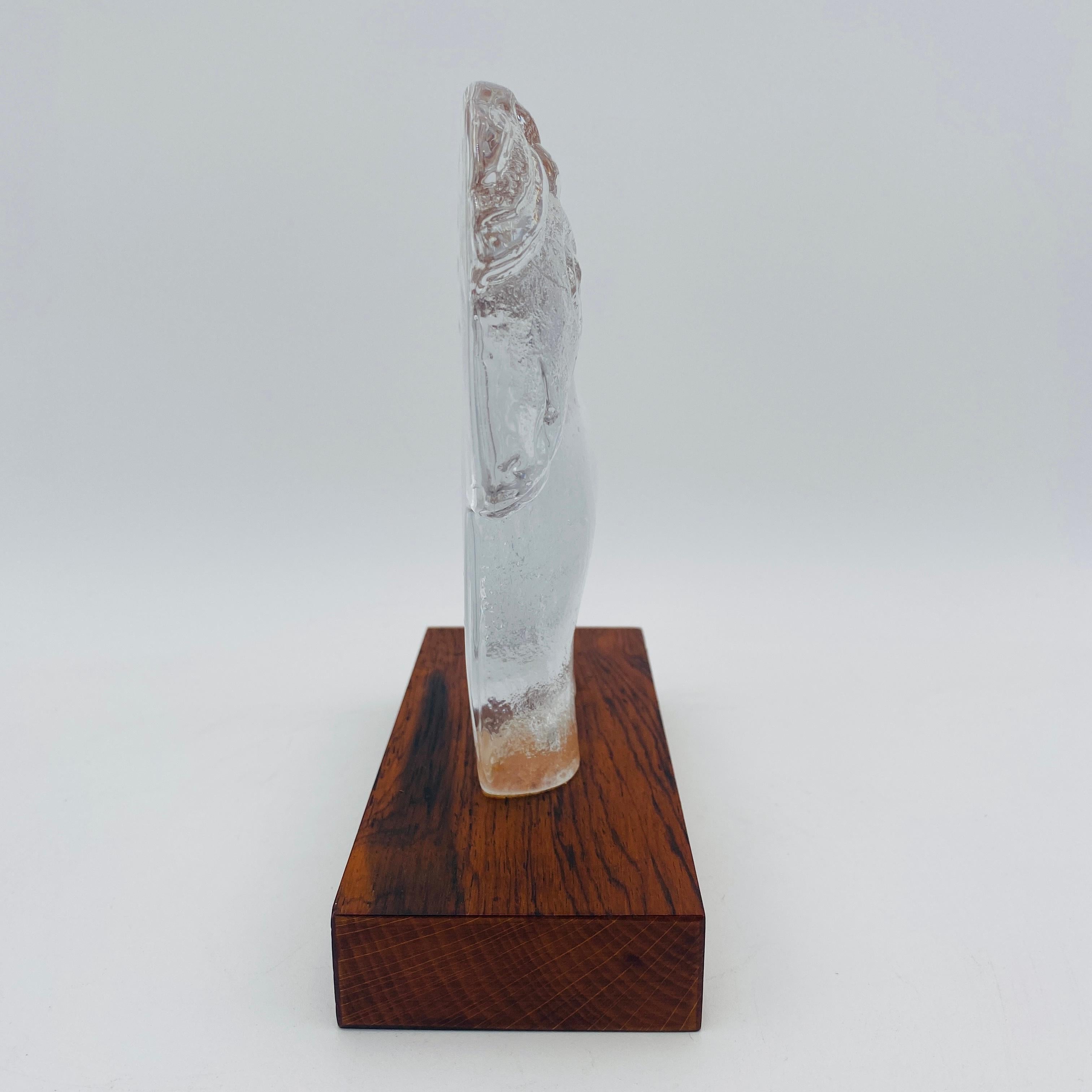 Escultura de caballo de cristal de mediados de siglo de Bengt Edenfalk para Skruf, Suecia Años 60 finales del siglo XX en venta