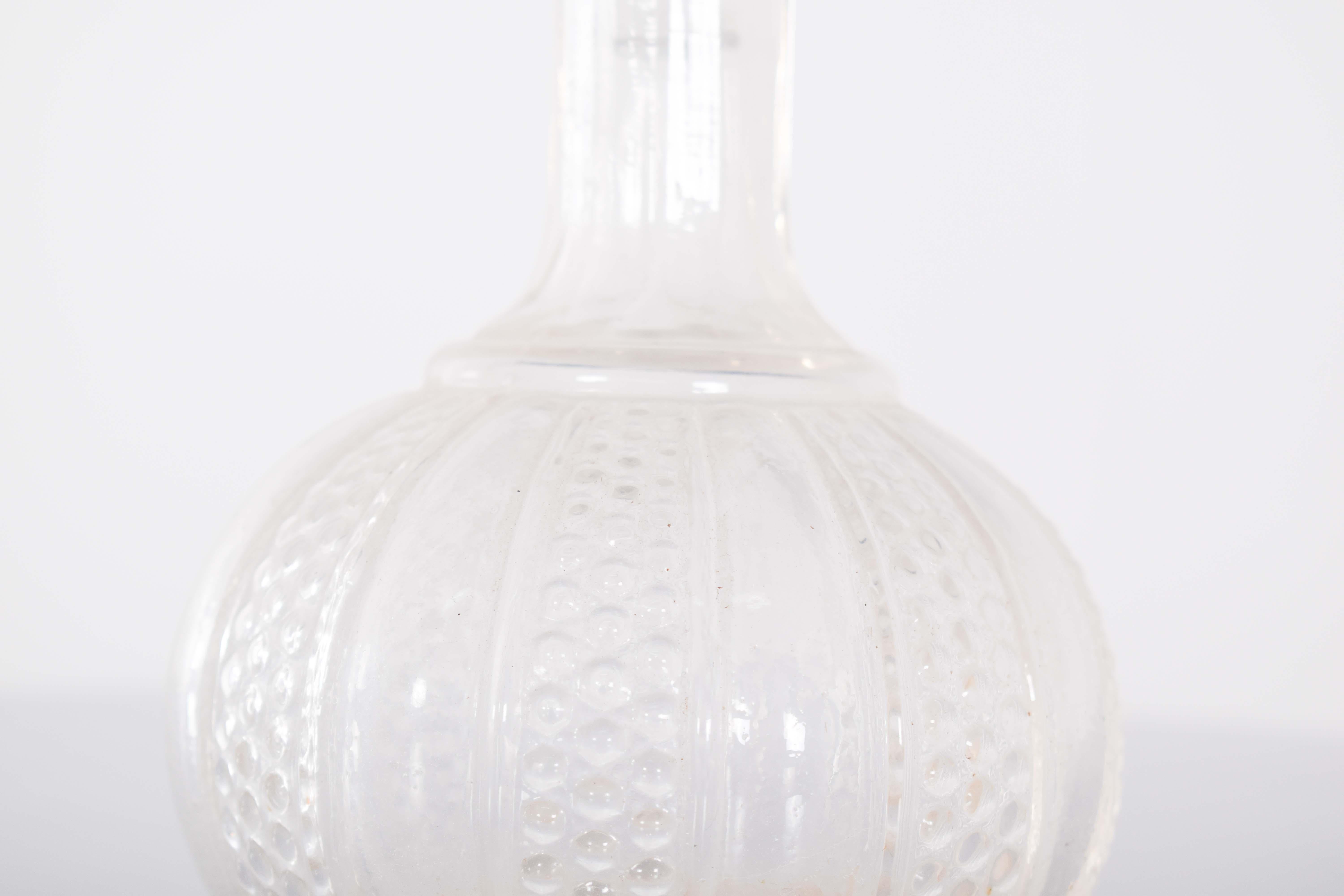 Mid-Century Modern Bouteille à liqueur en verre du milieu du siècle en vente