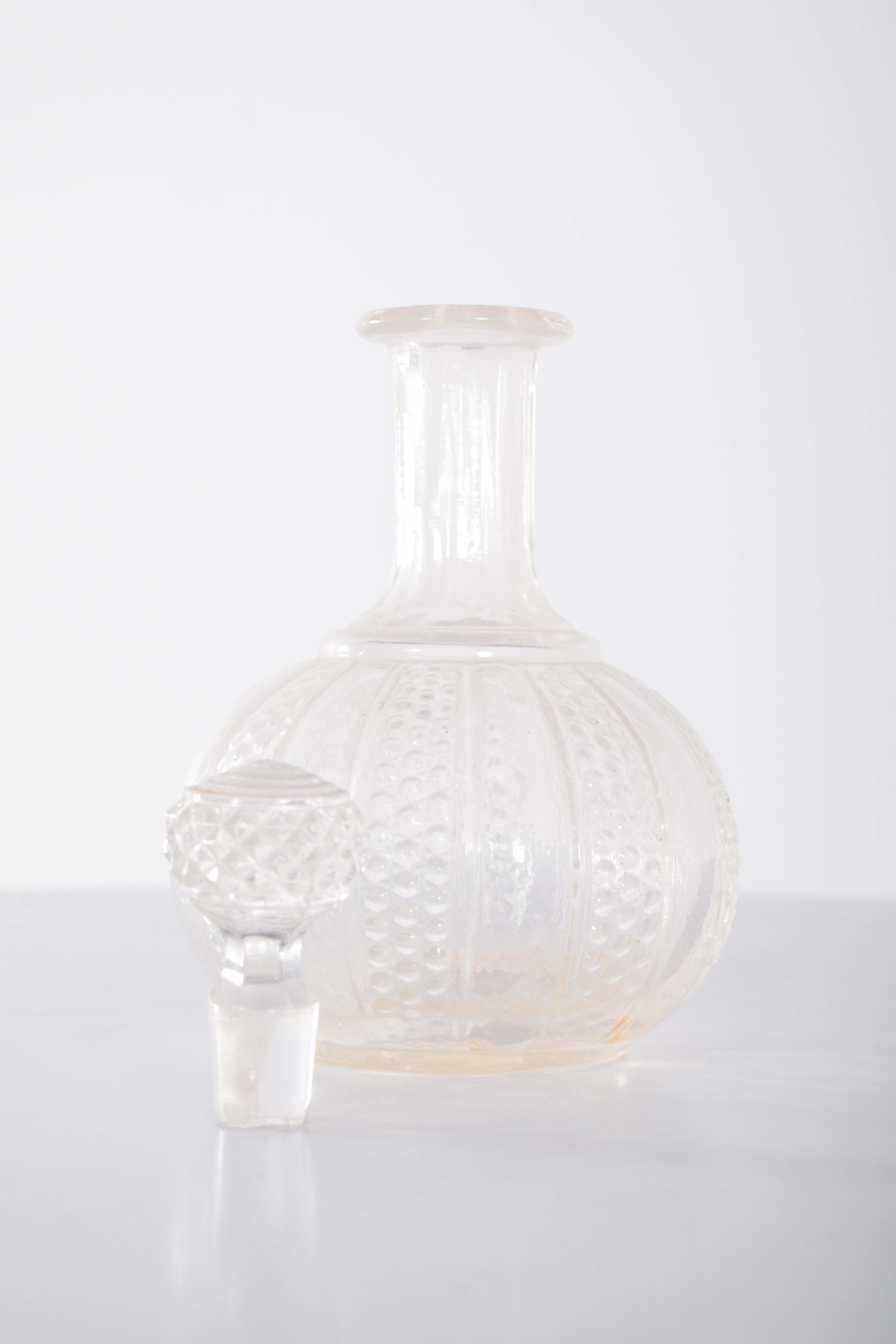 Bouteille à liqueur en verre du milieu du siècle en vente 2