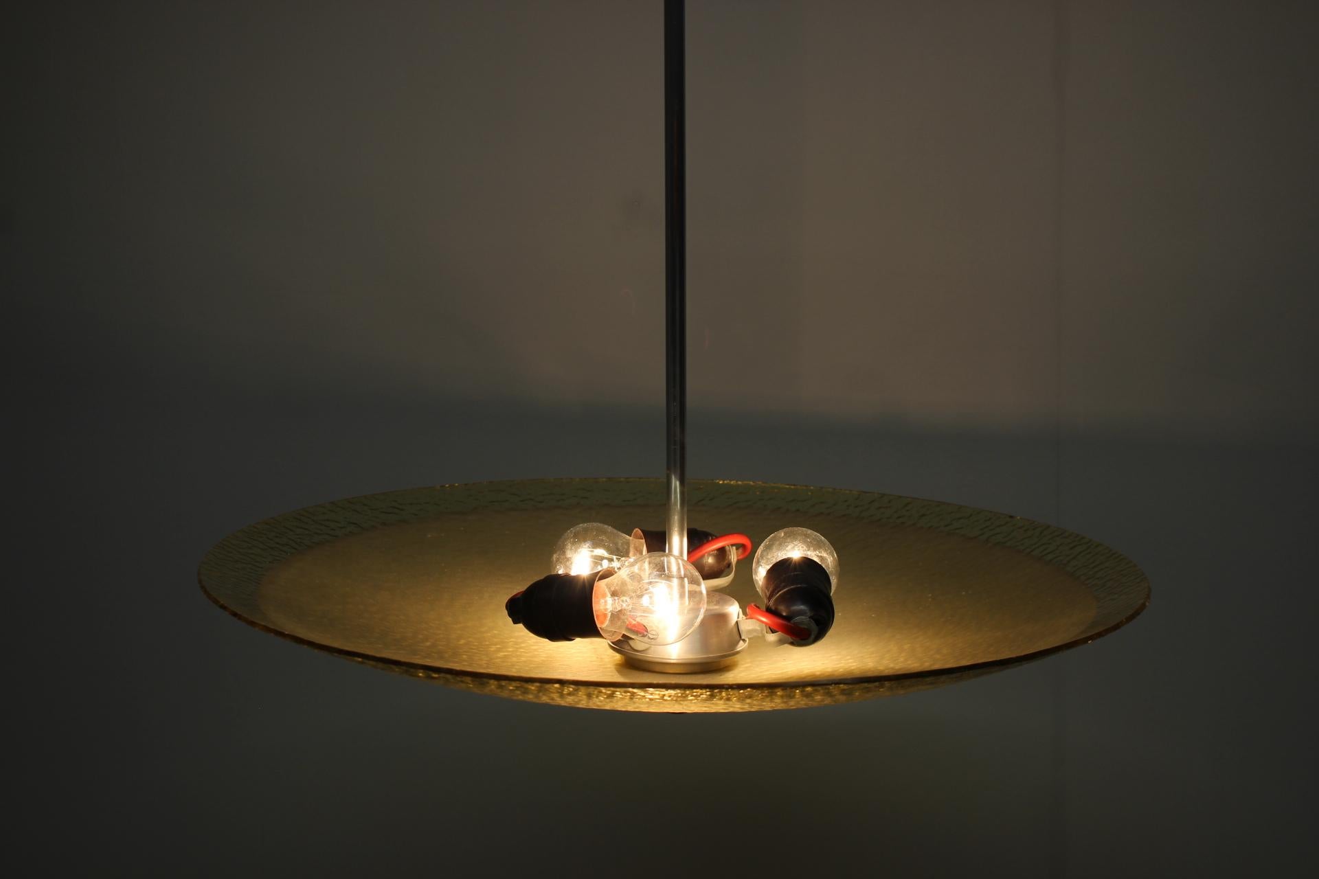 Ciondolo in vetro di metà secolo, anni '60, Cecoslovacchia in vendita 6