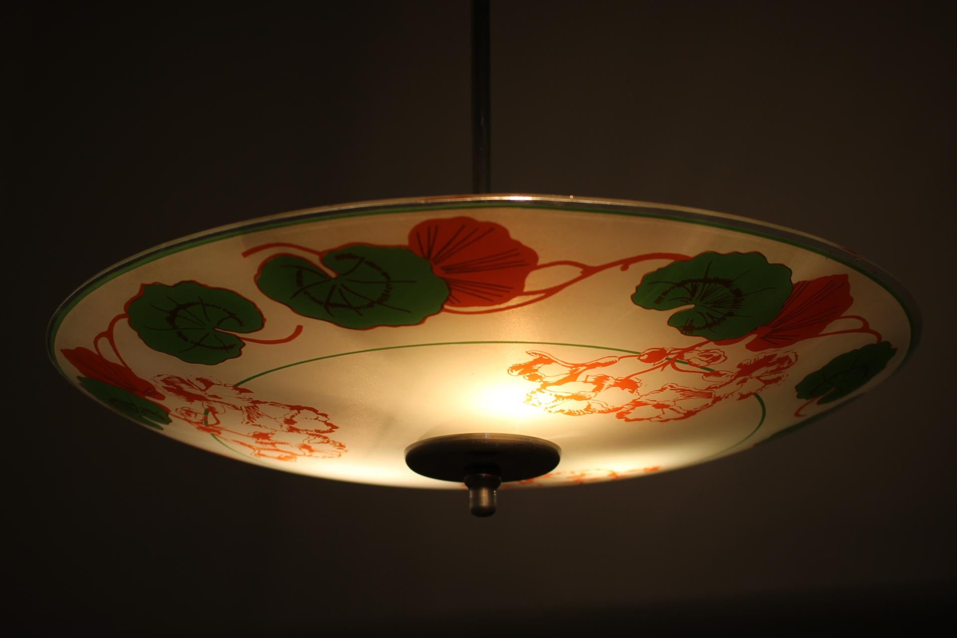 Lampe à suspension en verre du milieu du siècle, années 1980 en vente 1