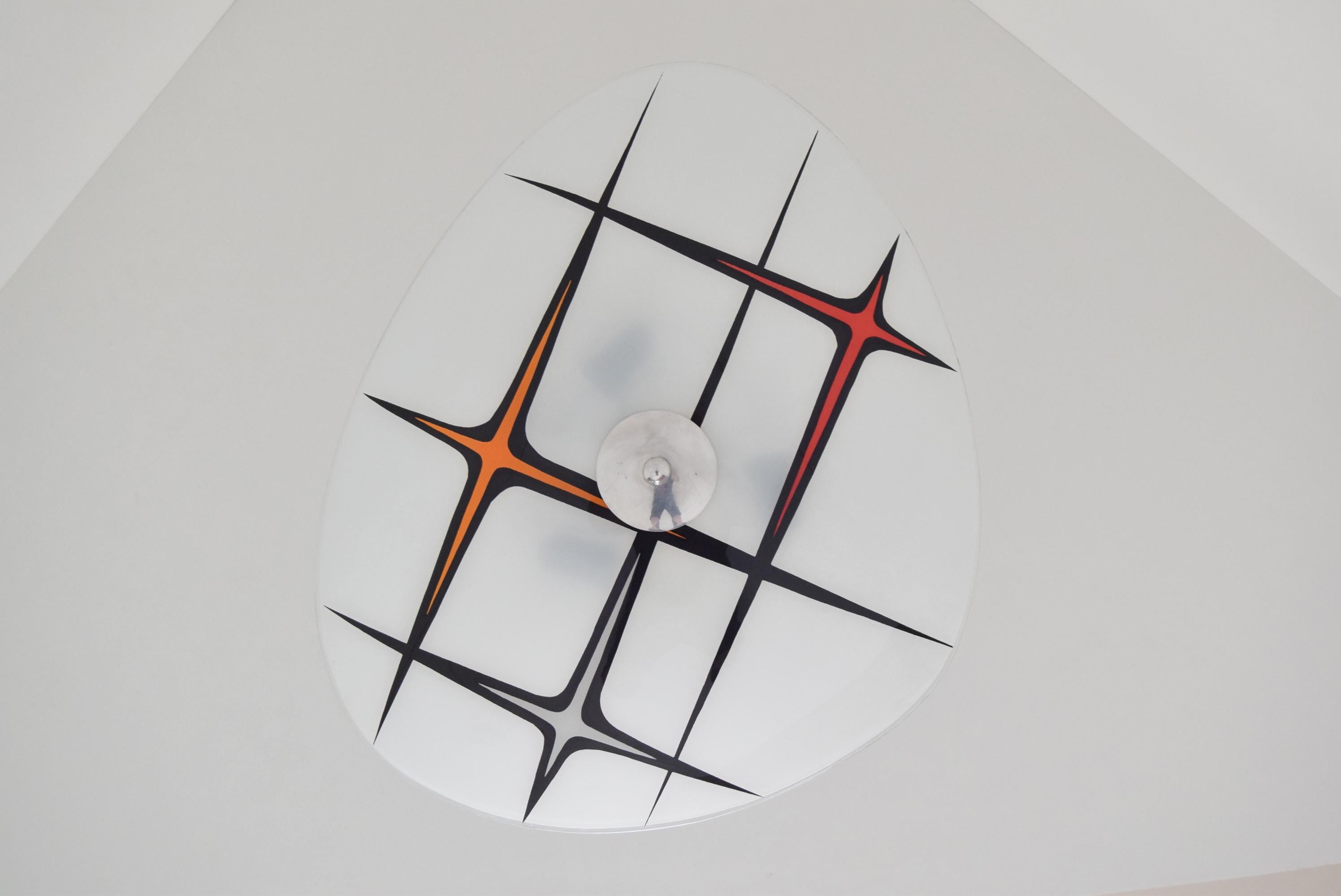 Made in Czechoslovakia
Made of glass, metal
New cabling
3x40W,E27 or E26 socket
Re-polished
Fully functional
Original condition.