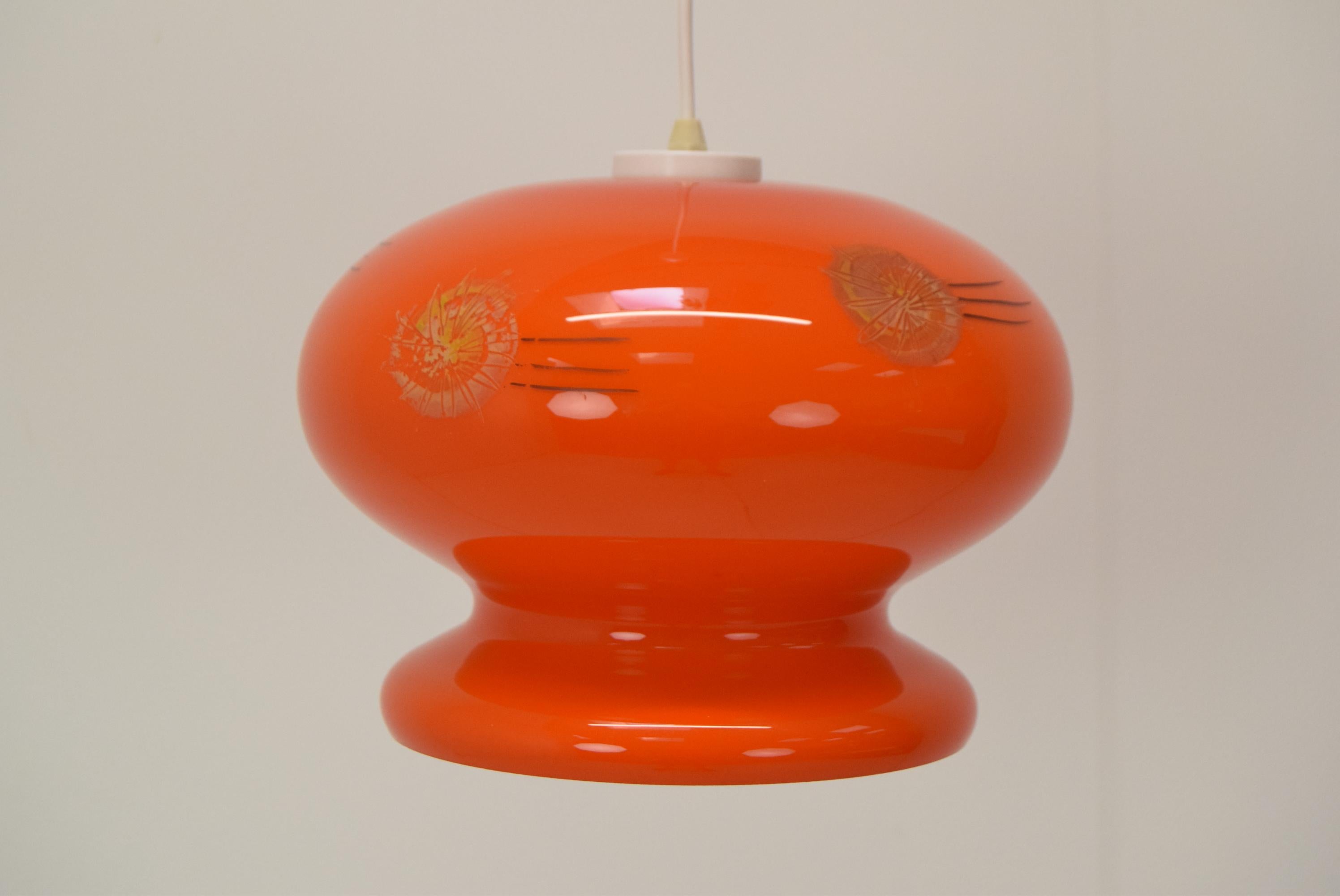 
Made in Czechoslovakia
Made of Glass,Plastic
The pendant is equipped with a new electrical installation
The cable length may be shortened
1xE27 or E26 bulb
US wiring compatible
Good Condition
