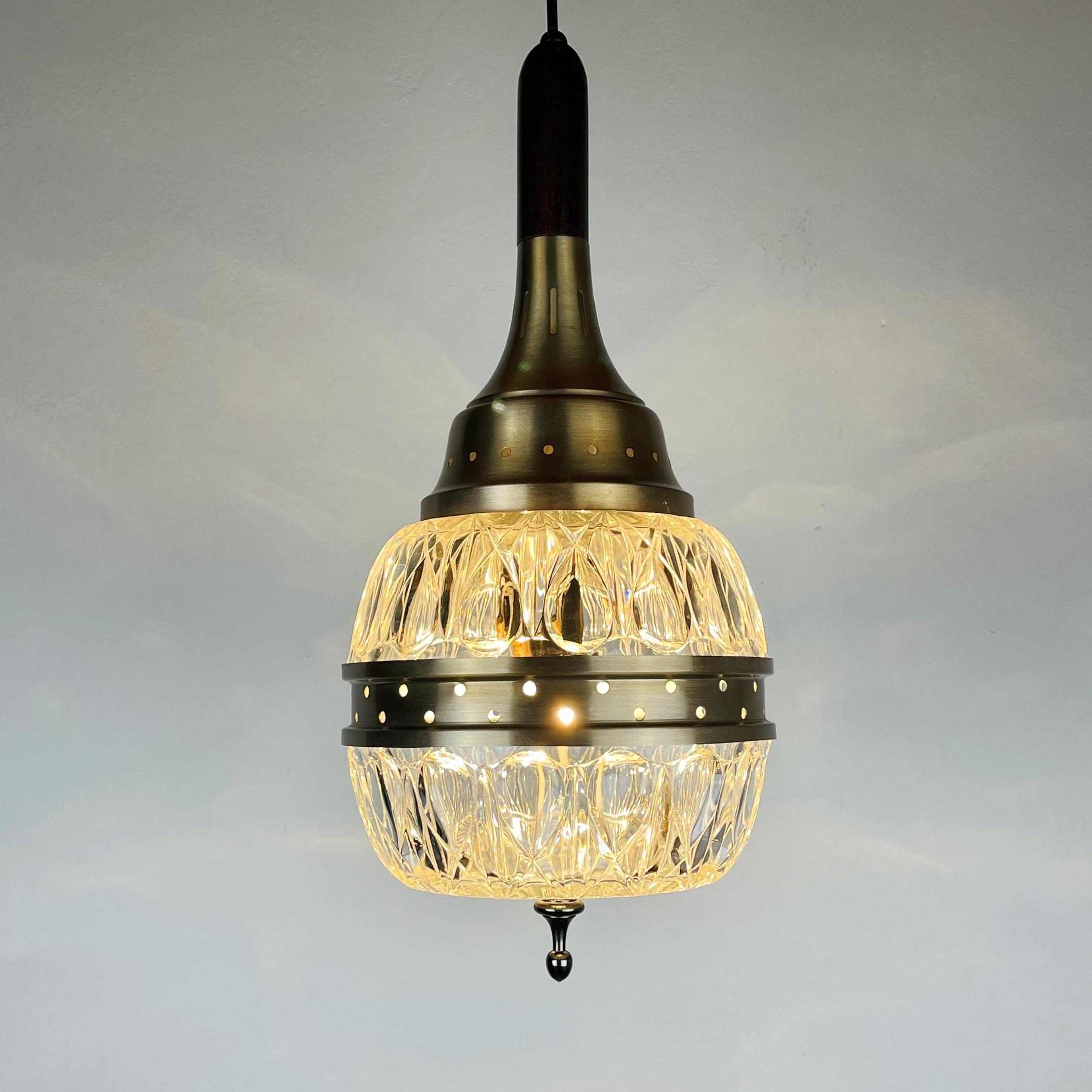 Mid-Century Glass Pendant Lamp Italy 1960s For Sale 11