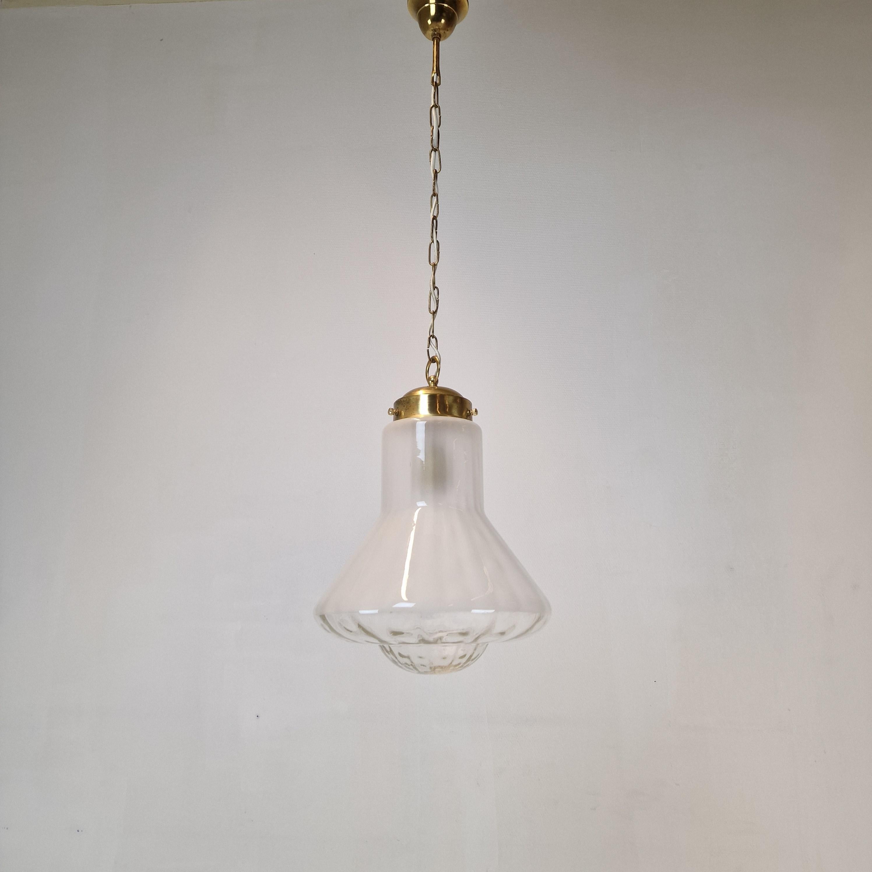 Mid Century Glass Pendant Lamp, Italy 1970s In Good Condition For Sale In Oud Beijerland, NL