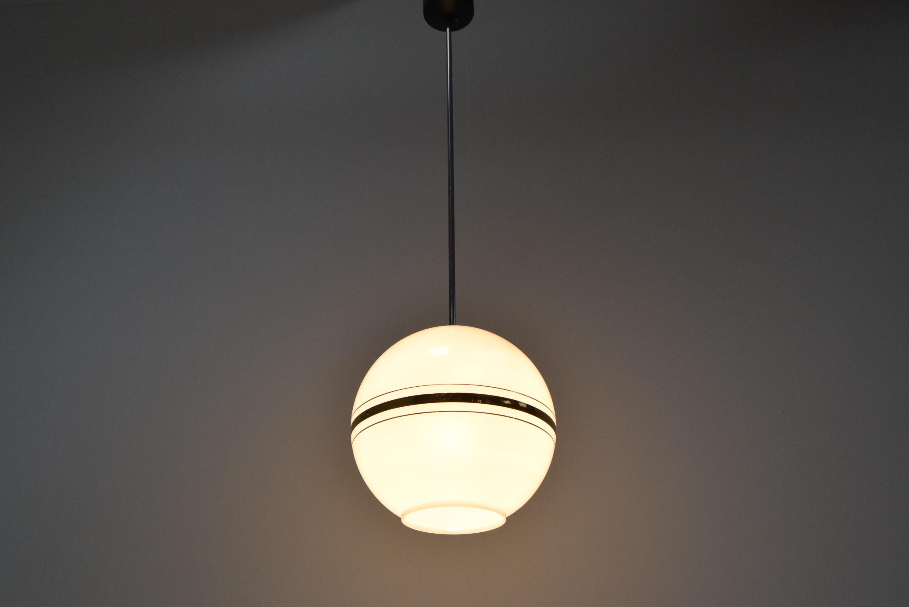 Made in Czechoslovakia
Made of Glass,Metal,Chrome
With aged patina
New cabling
1x60W,E27 or E26 bulb
Good Original condition
US wiring compatible.