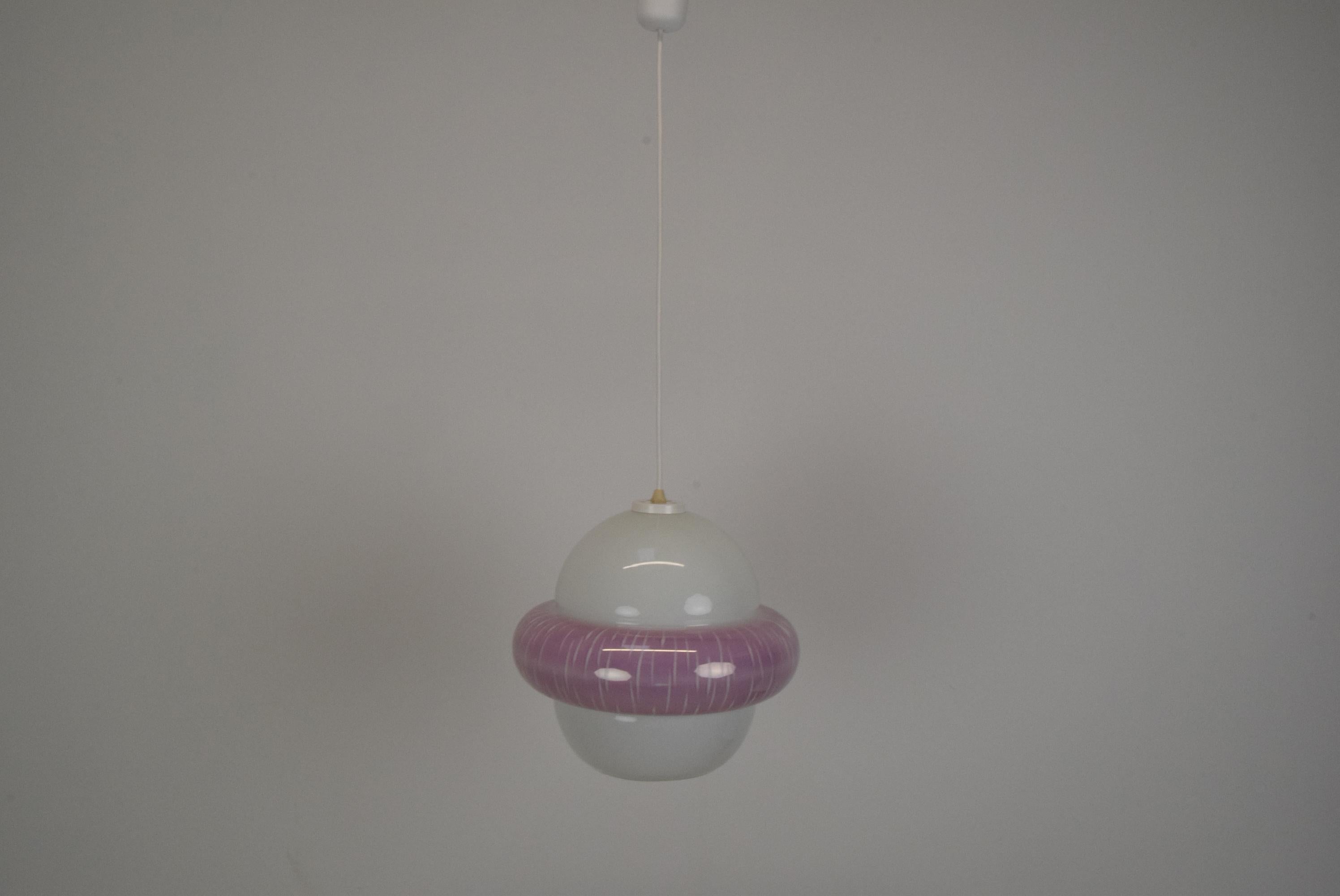 Mid-Century moderno Ciondolo in vetro di metà secolo, anni '60 in vendita