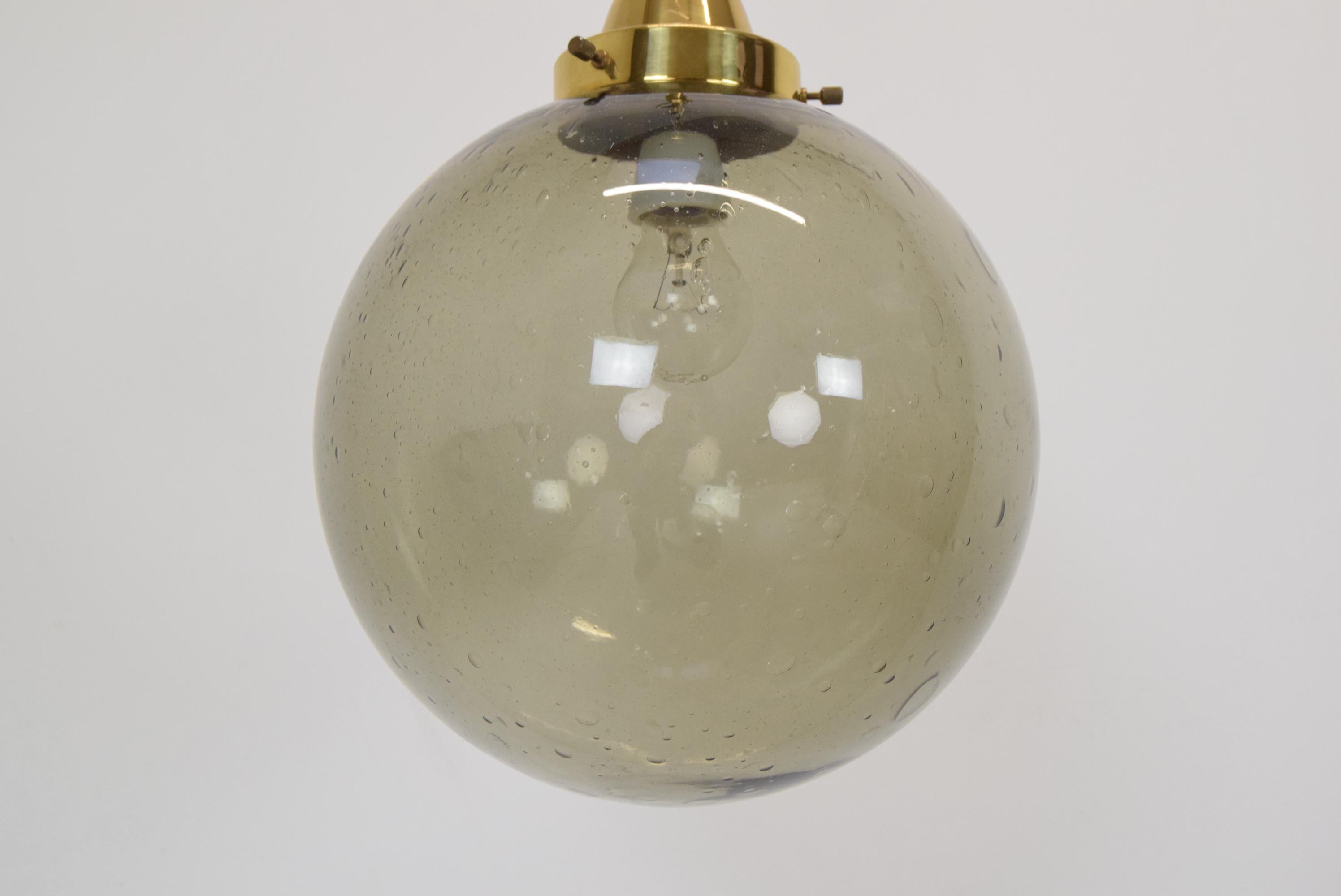 Mid-Century Glass Pendant, Kamenicky Senov, 1960's In Good Condition For Sale In Praha, CZ