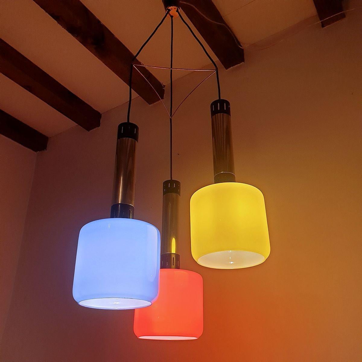 Lampadario a sospensione in vetro di metà secolo, di Stilnovo in vendita 2