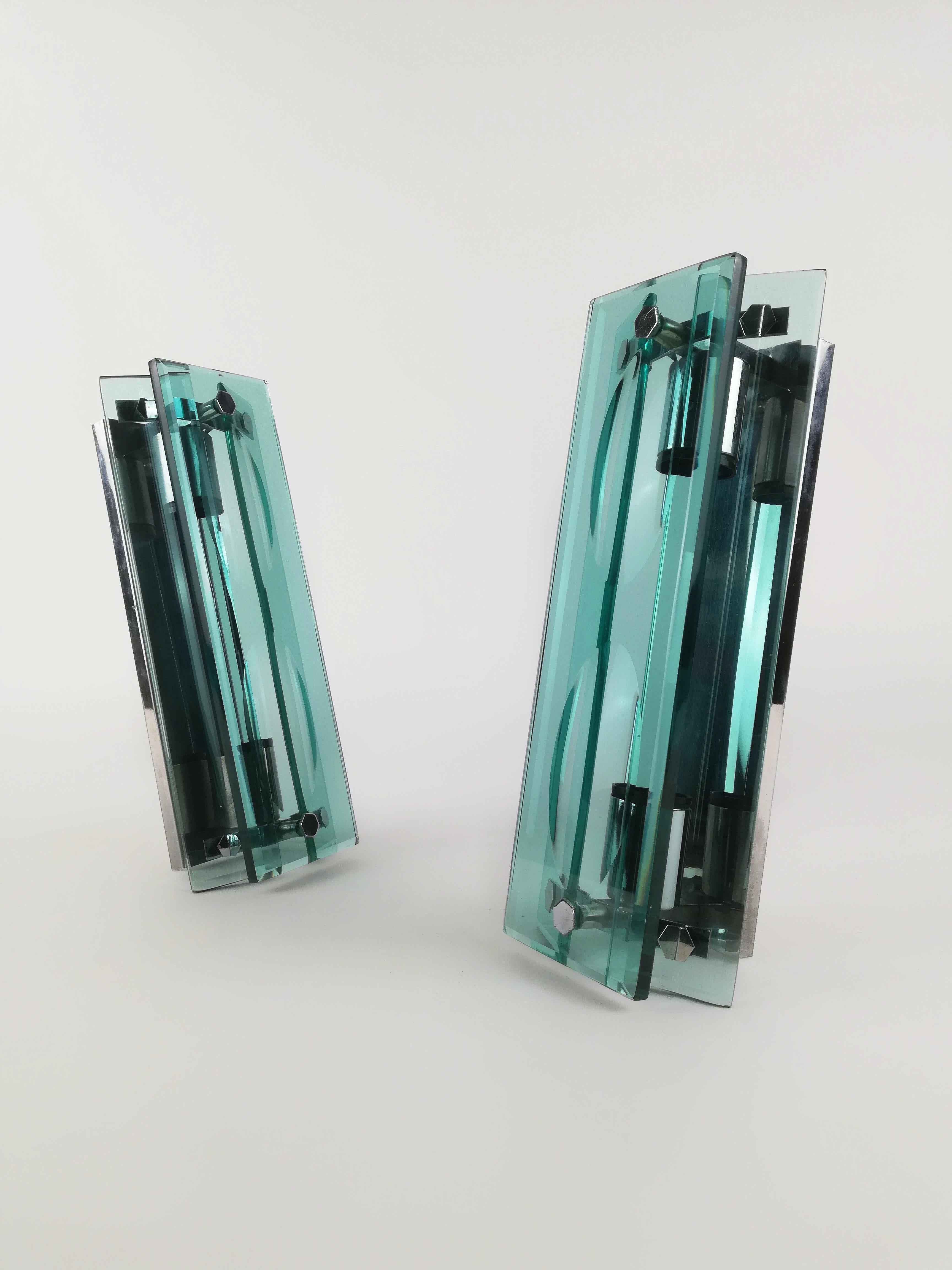 Midcentury Glass Sconces in the Style of Fontana Arte, Italy, 1960, Set of 2 For Sale 3