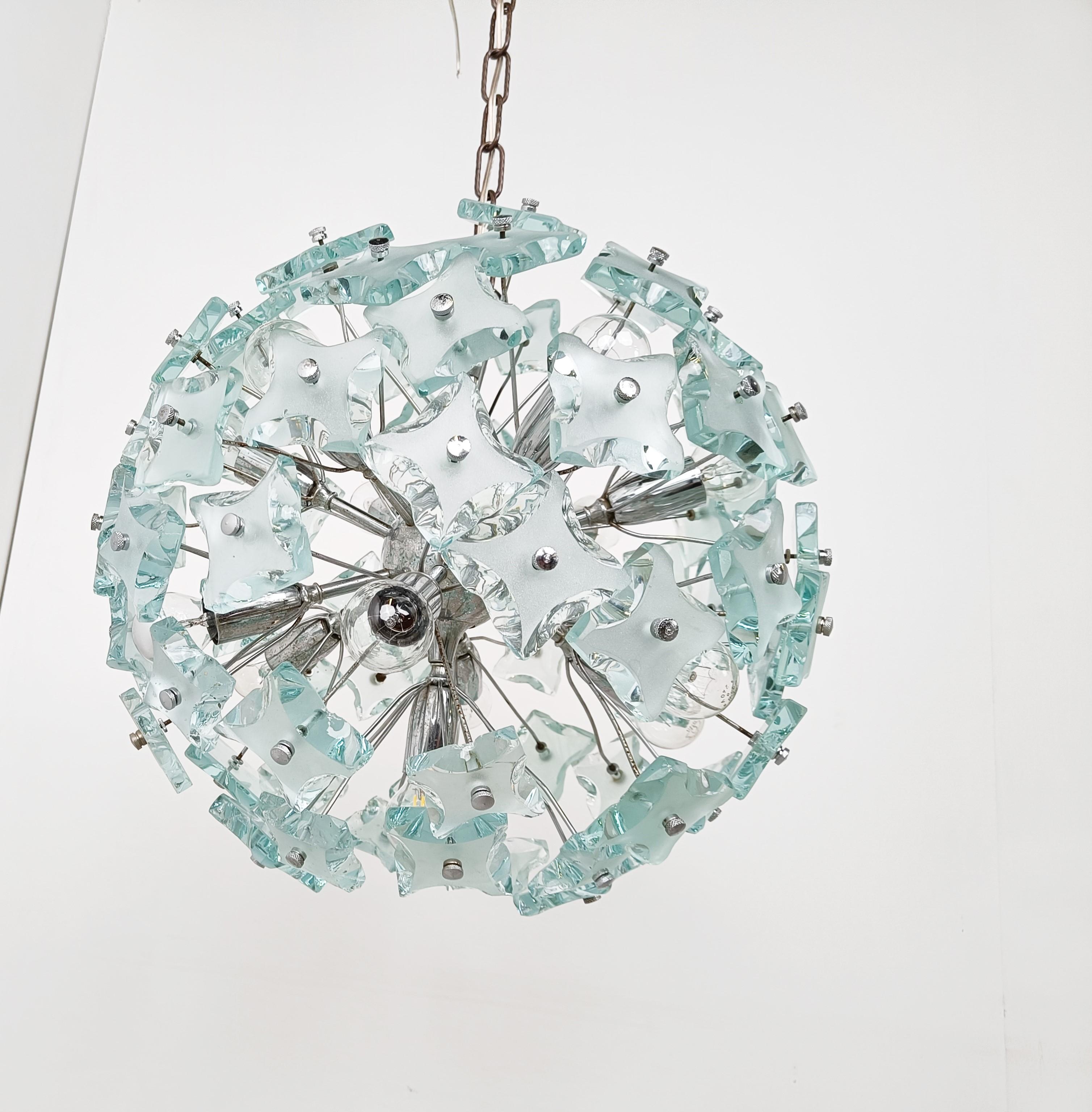 Midcentury Glass Sputnik Chandelier, 1970s In Good Condition For Sale In HEVERLEE, BE