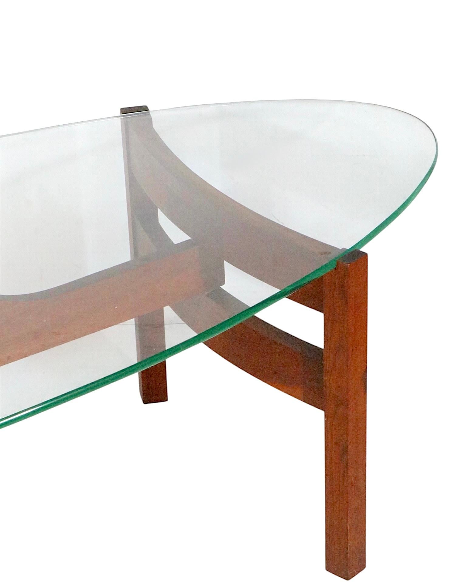 Mid Century Glass Surfboard  Top Coffee Table For Sale 7