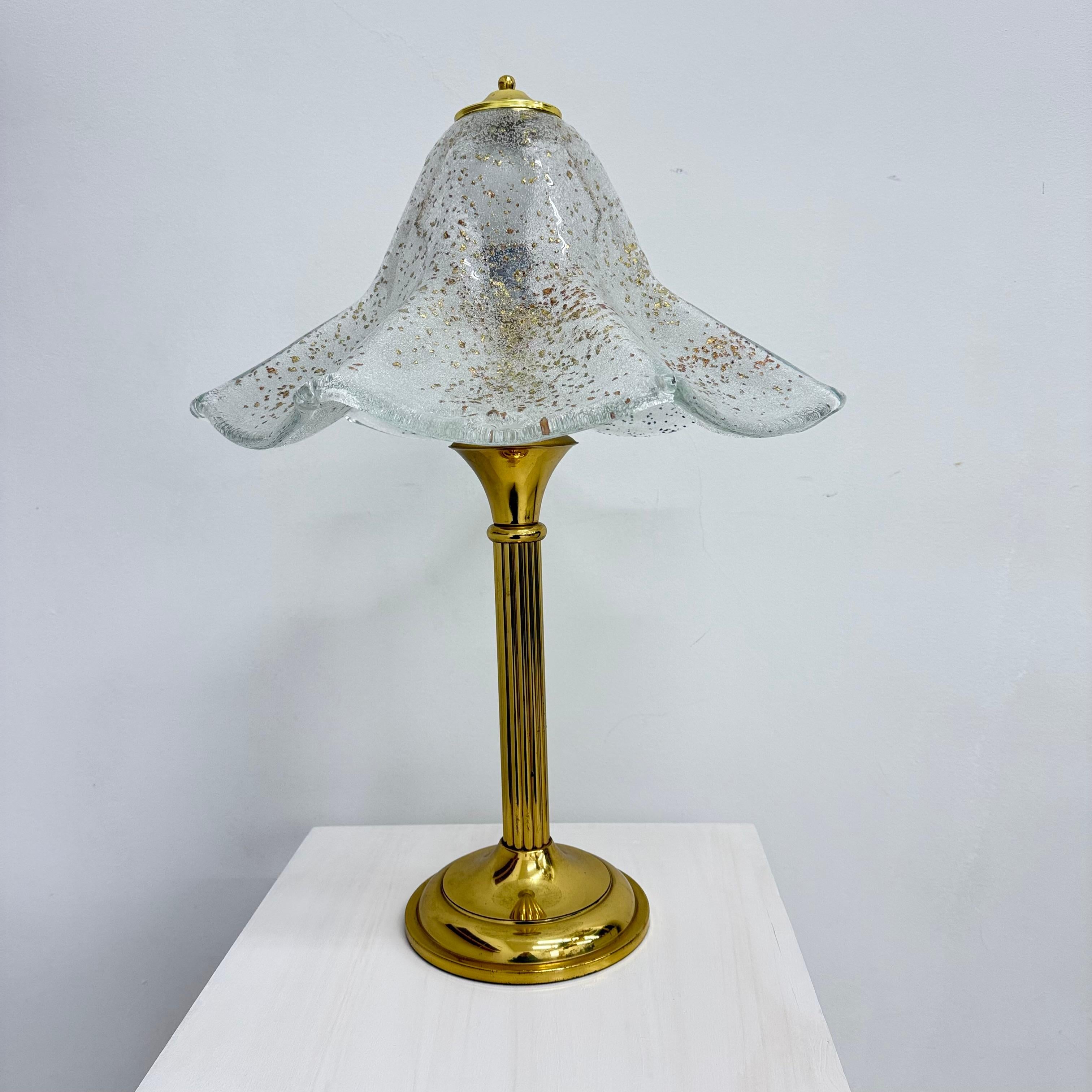 Lámpara de sobremesa de cristal de mediados de siglo , años 70 en venta 12