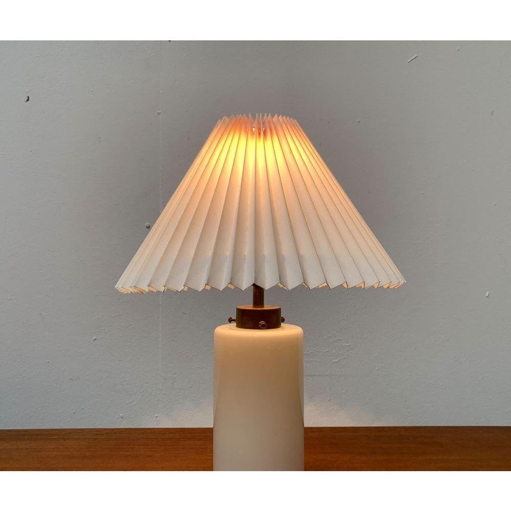 Lámpara de sobremesa de cristal de mediados de siglo de Odreco, años 60 en venta 3