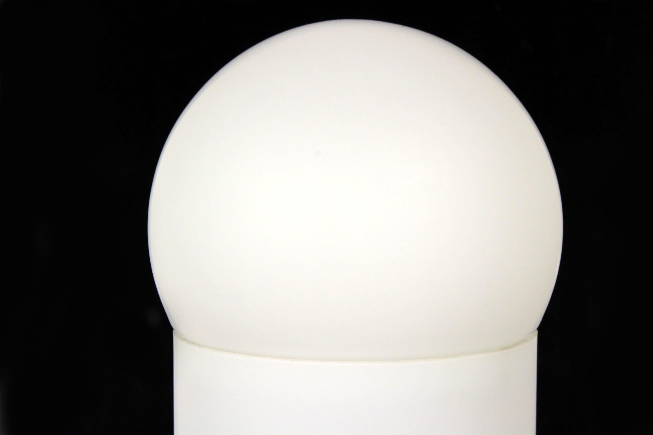 Mid-Century-Tischlampe aus Glas von Osvtlovac Sklo Valask Mezi, 1970er Jahre im Angebot 2