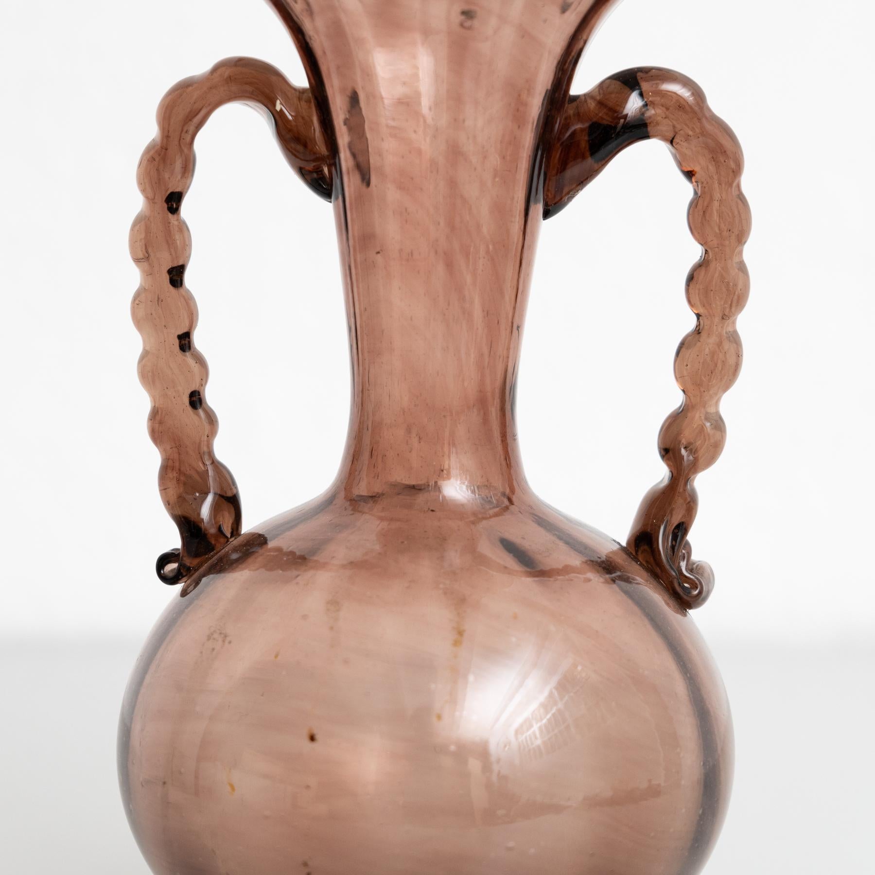 Mid Century Glass Vase – Blown Glass in Aubergine Purple For Sale 5