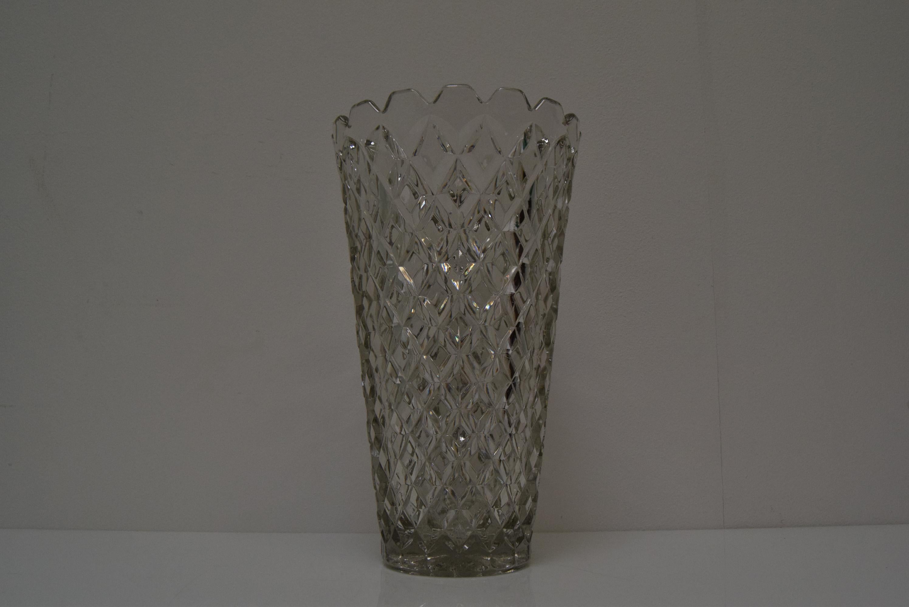 Czech Midcentury Glass Vase, by Glasswork Novy Bor, 1960s For Sale