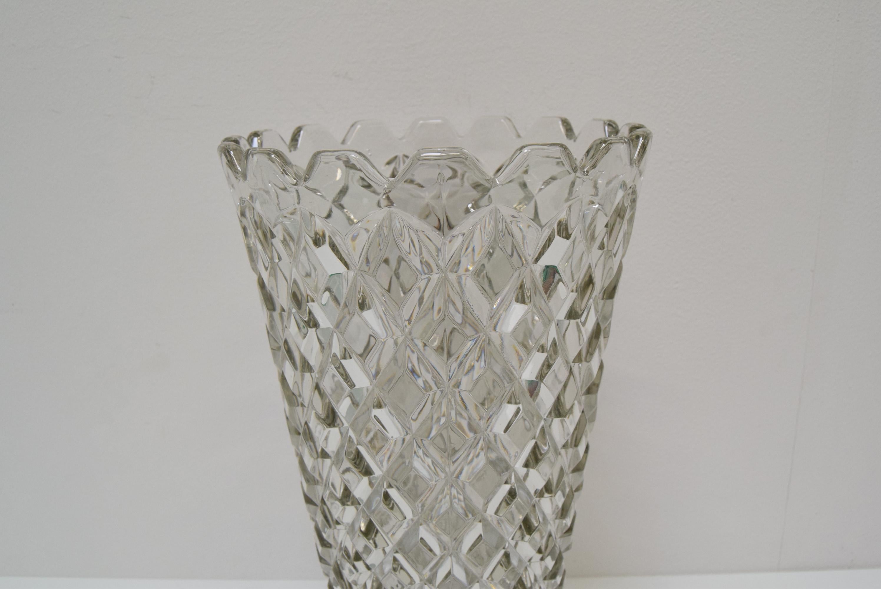 Midcentury Glass Vase, by Glasswork Novy Bor, 1960s For Sale 1
