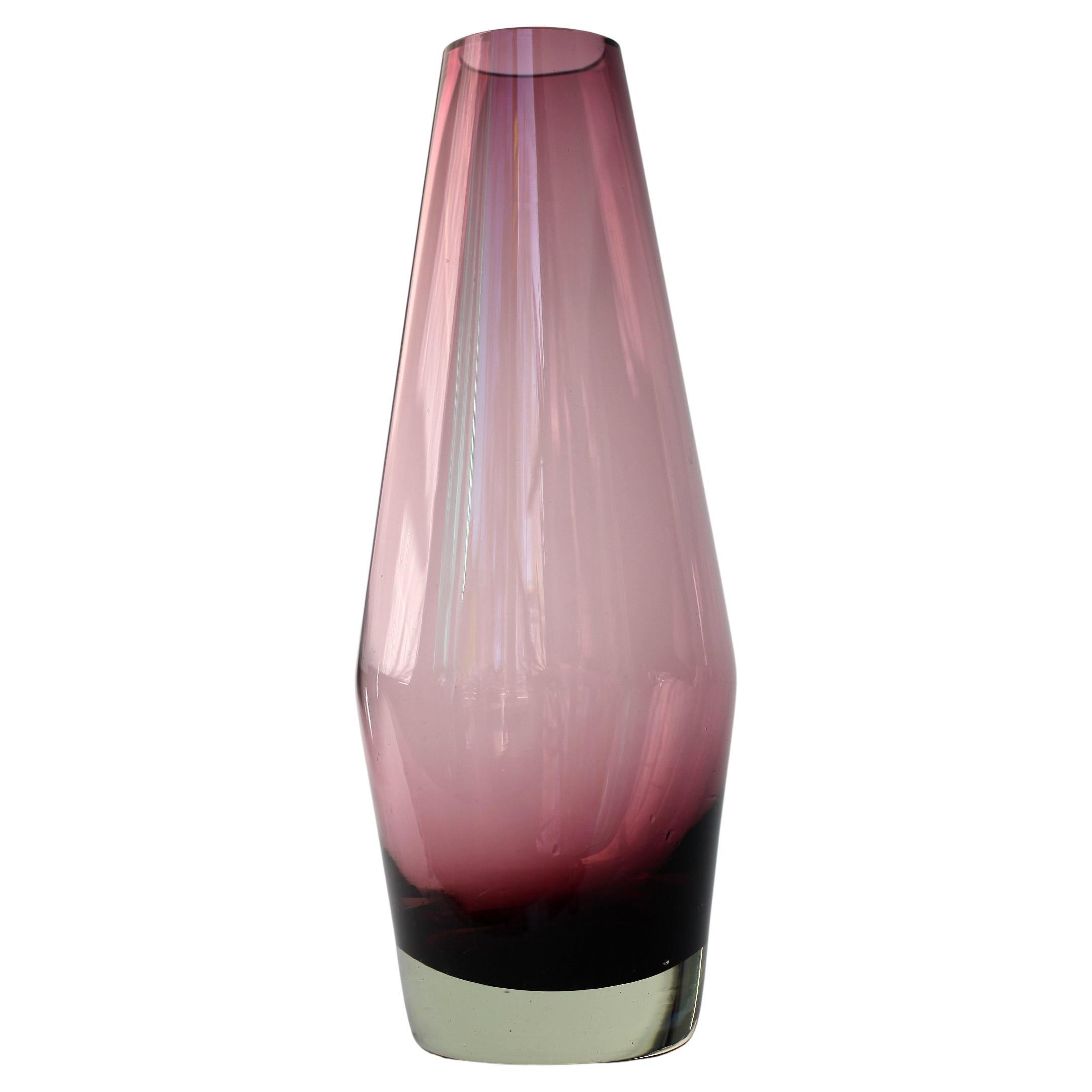Vase en verre du milieu du siècle dernier de Tamara Aladin pour Riihimaen Lasi. en vente