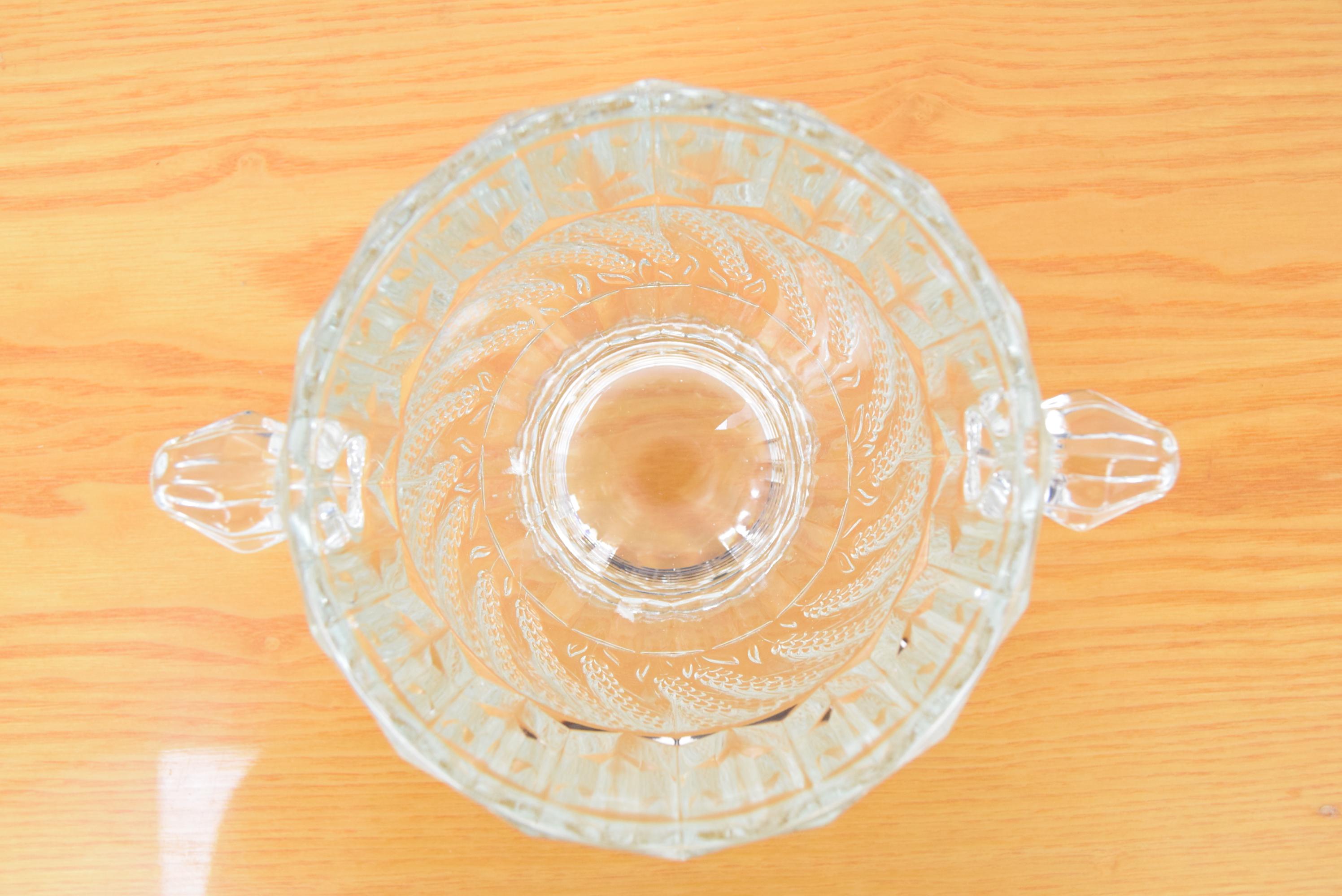 Mid-century Glass Vase, Bohemia Glass, 1960's For Sale 4