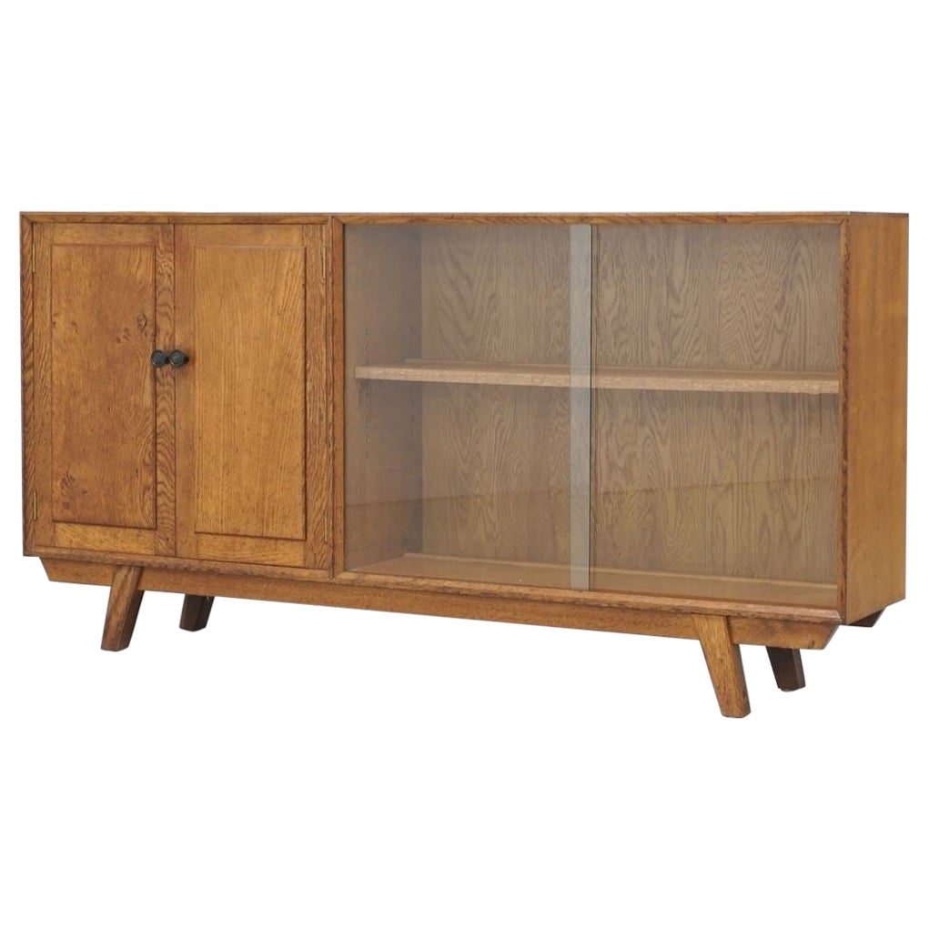 Bibliothèque et armoire en Oak glacé du milieu du siècle en vente