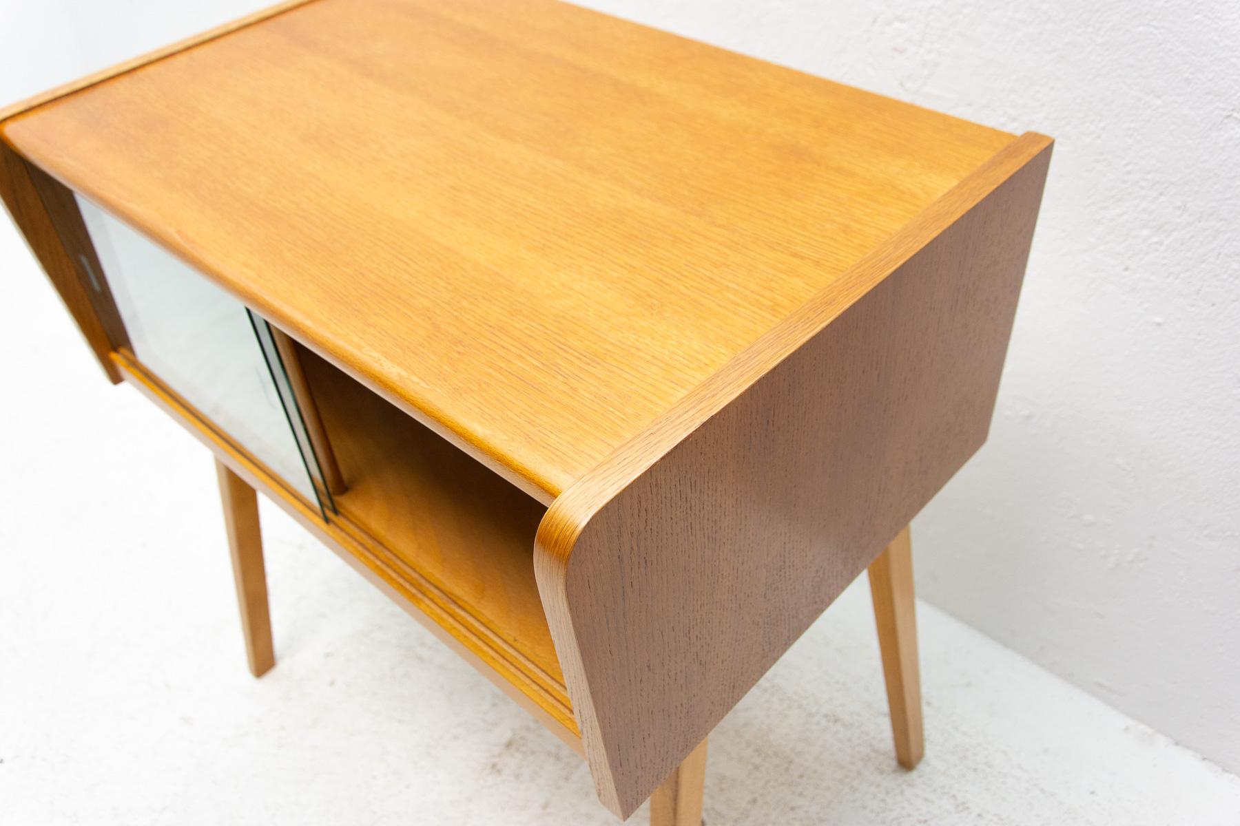 Mid Century Glazed Side Table, 1950´S, Czechoslovakia For Sale 3