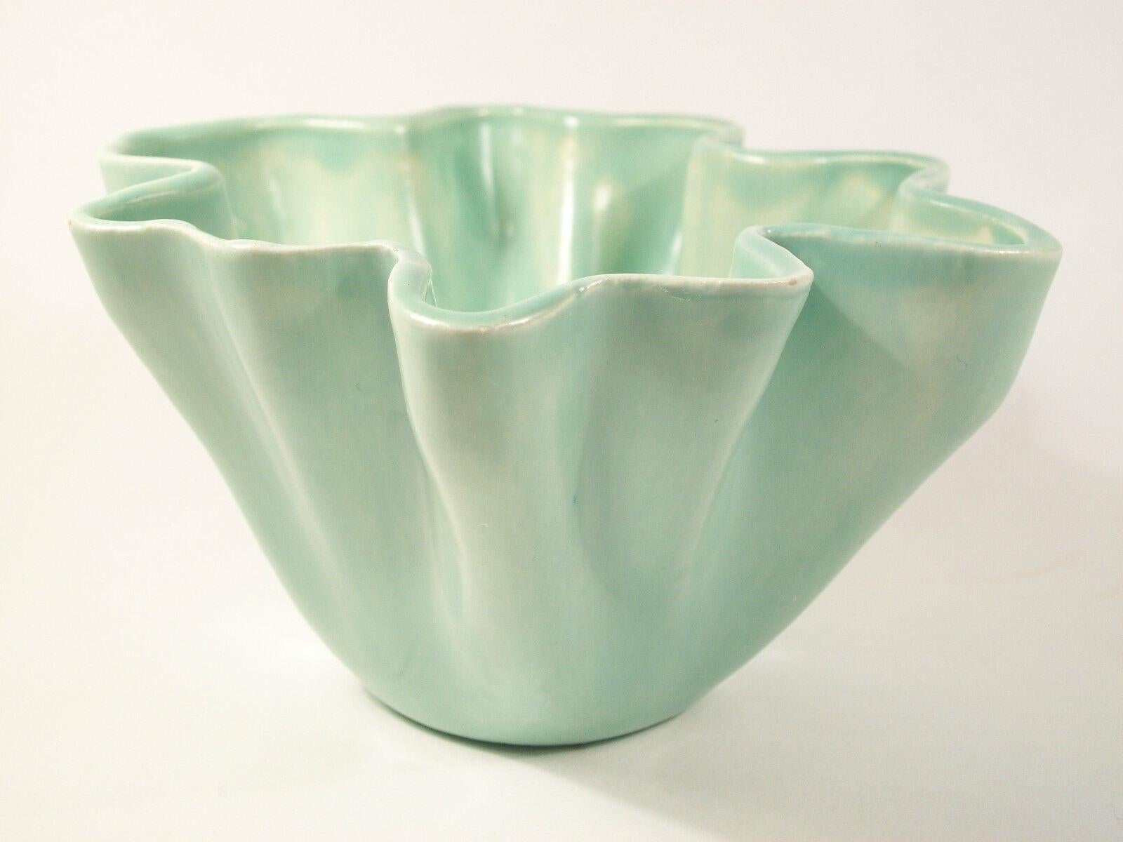Mid-Century Modern Mid Century Glazed Studio Pottery 'Handkerchief' Bowl - Unsigned - Circa 1970's For Sale