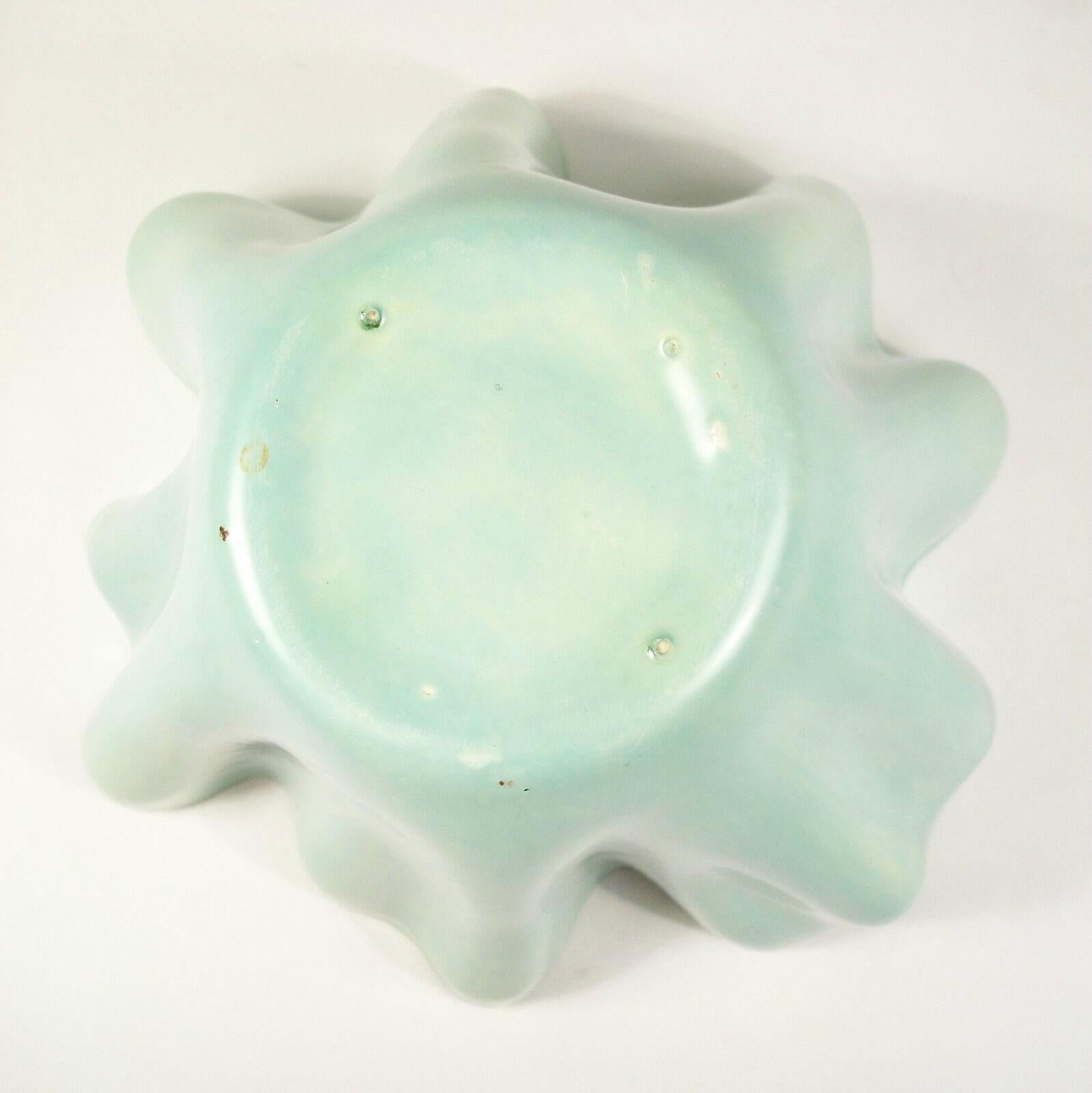 20th Century Mid Century Glazed Studio Pottery 'Handkerchief' Bowl - Unsigned - Circa 1970's For Sale