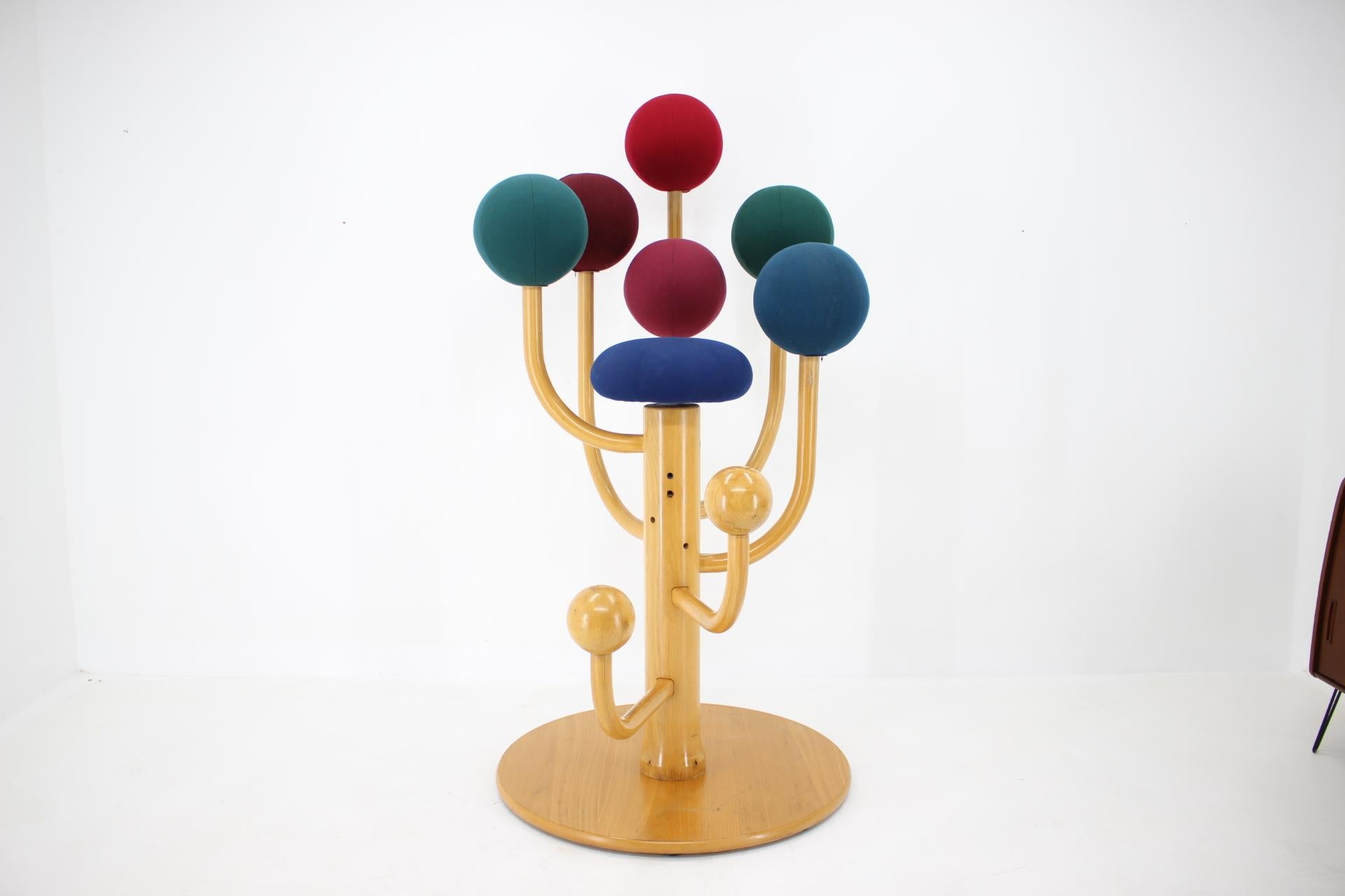 globe garden chair