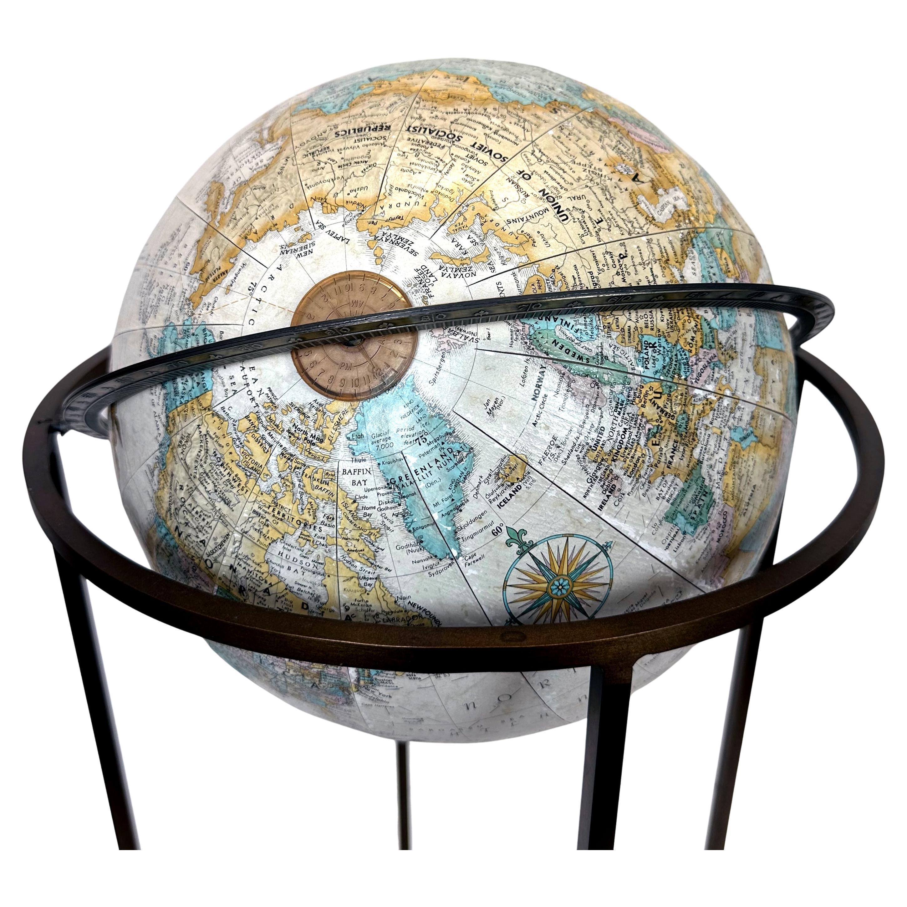 Globe terrestre du milieu du siècle sur un Stand en bronze à la manière de Paul McCobb en vente 7