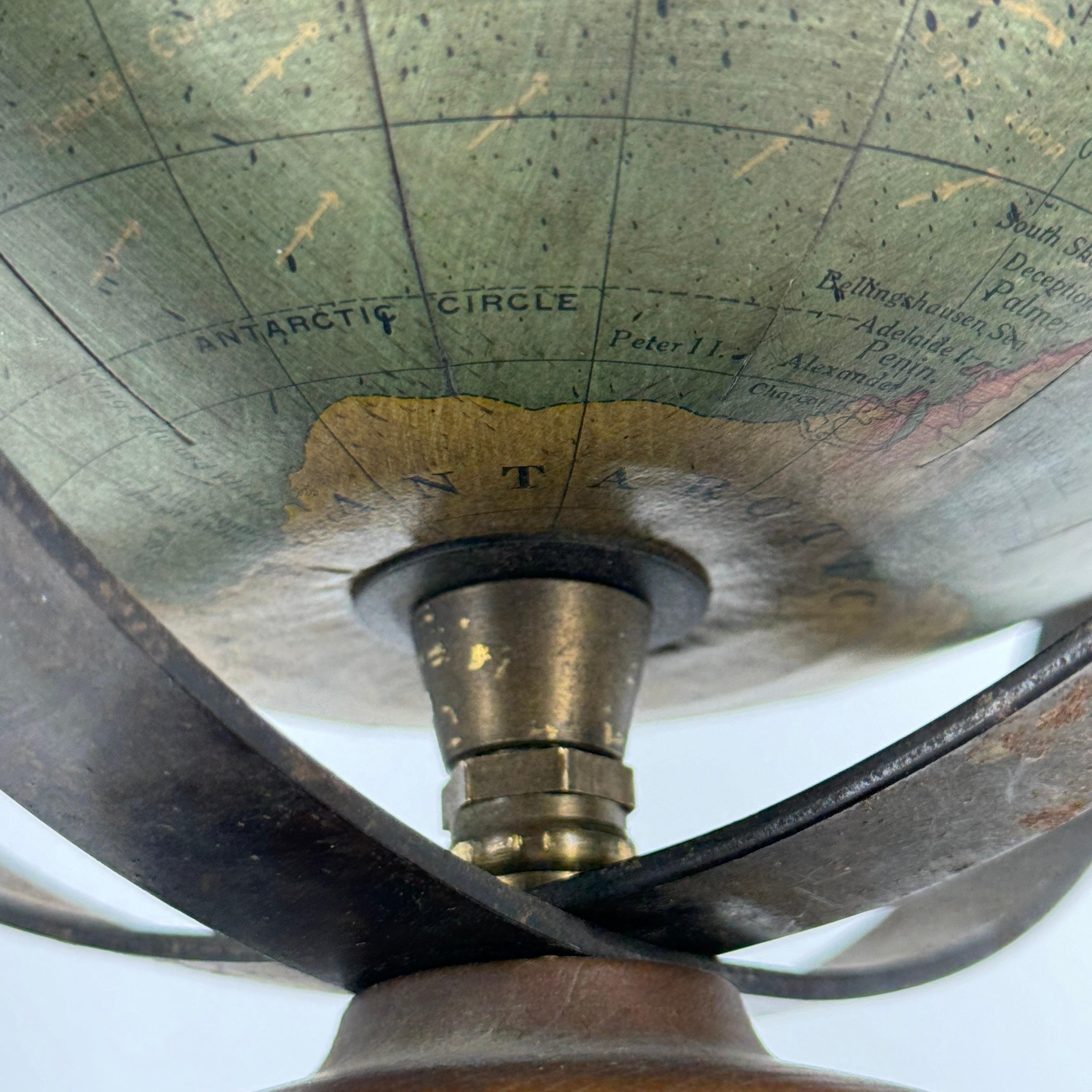 Mid Century Globe Old World Table Lamp For Sale 4
