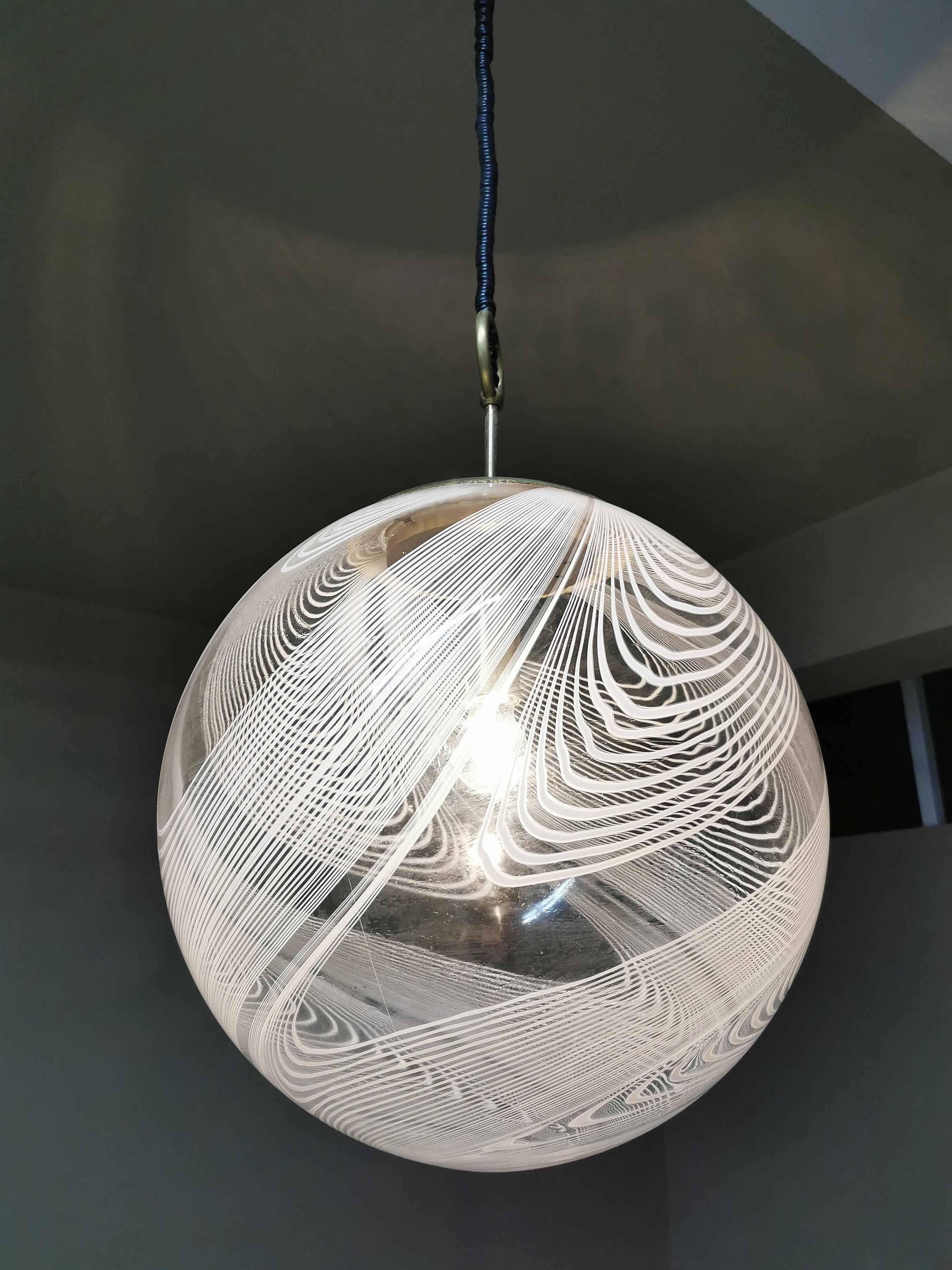 Midcentury Globe Pendant Chandelier in Murano Glass by Venini, Italy, 1970s 6