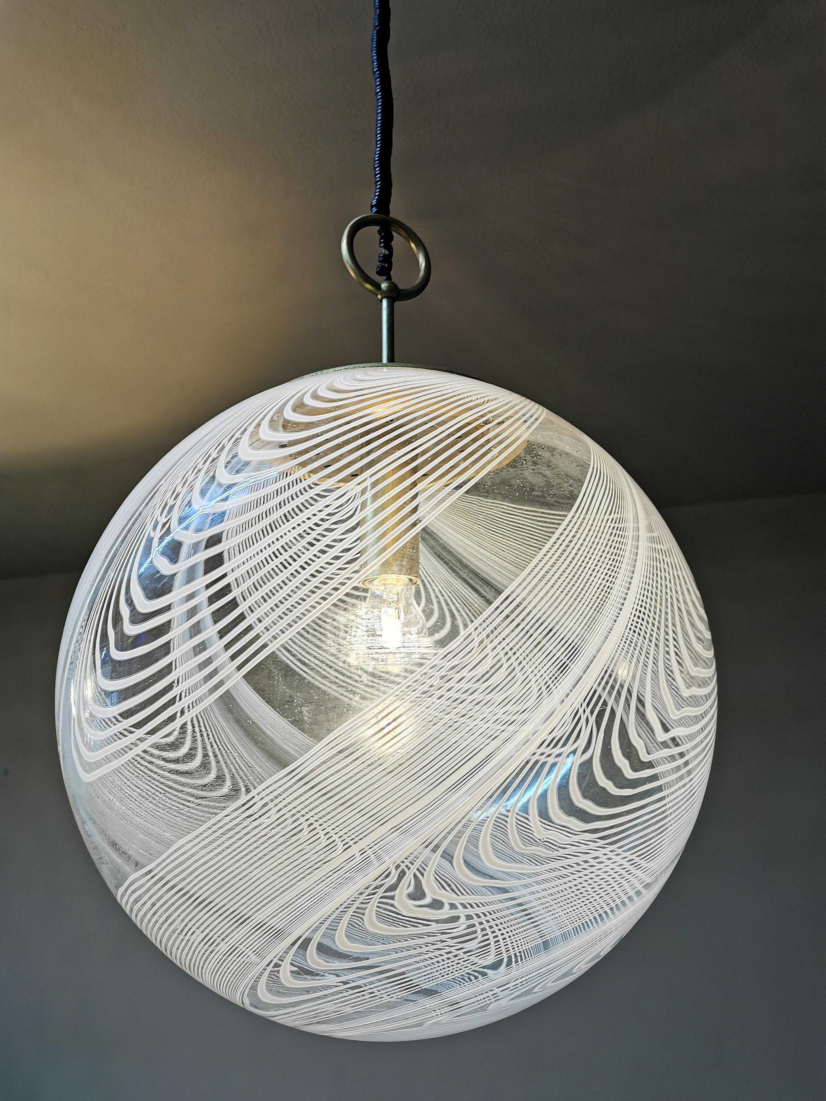 20th Century Midcentury Globe Pendant Chandelier in Murano Glass by Venini, Italy, 1970s